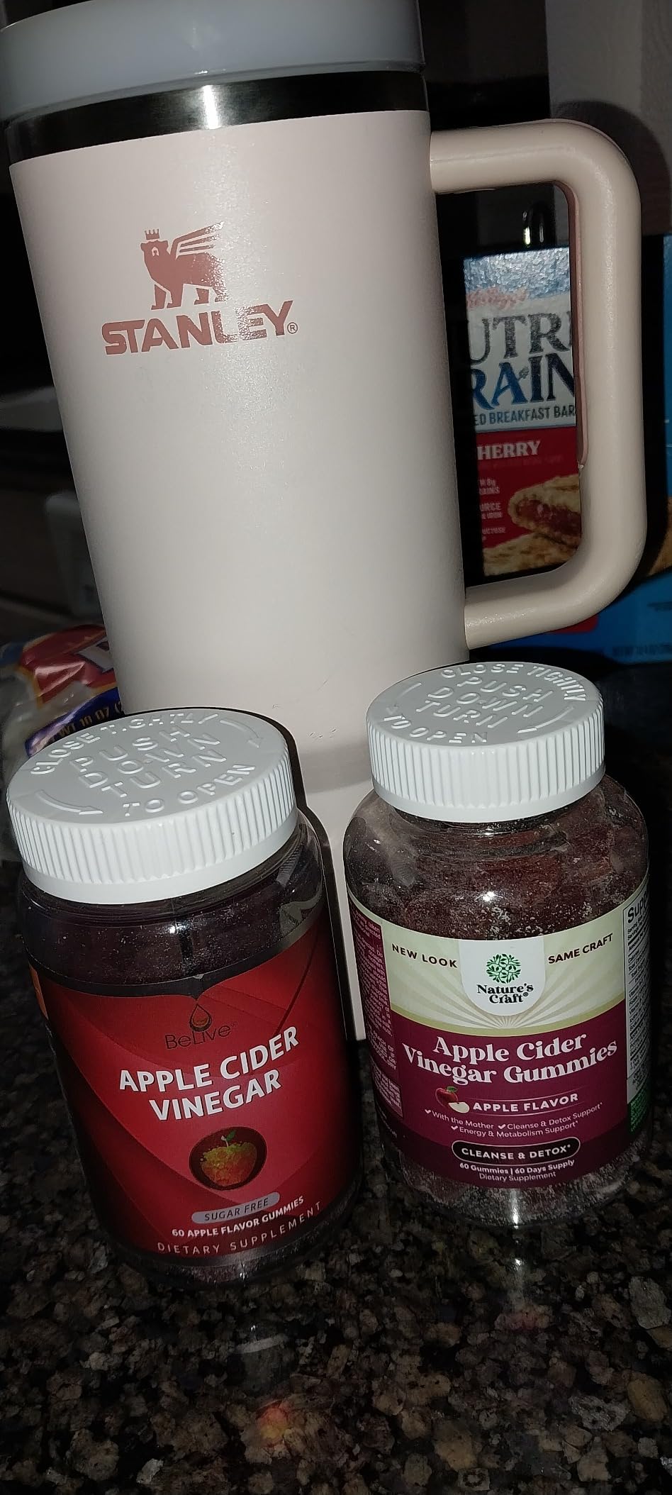 BeLive Apple Cider Vinegar Gummies - ACV Gummies Without Sugar | Detox & Cleanse Digestive Health | Alternative to Capsules, Vegan, Keto Friendly, Gluten Free | 60 Ct customer photo 2