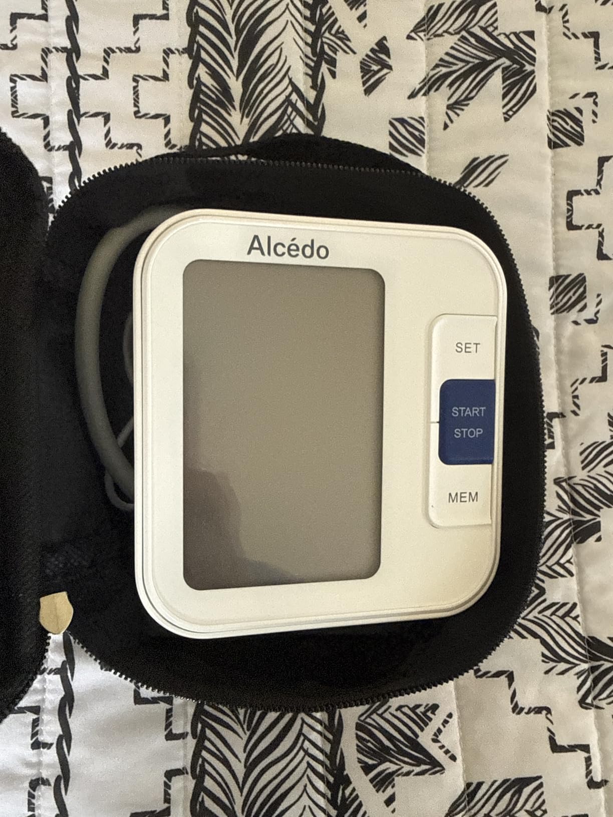 Alcedo Blood Pressure Monitor for Home Use, Automatic Digital BP Machine with Large Cuff for Upper Arm, LCD Screen, 2x120 Memory, Talking Function customer photo 1
