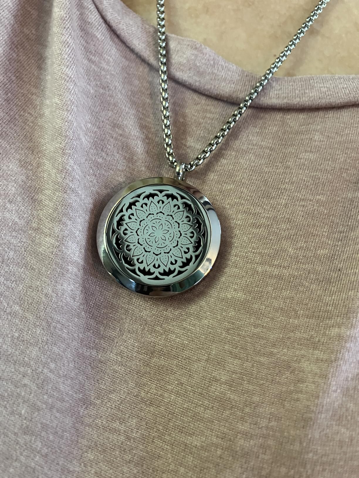 Aromatherapy Essential Oil Diffuser Necklace Tree of Life Pattern Stainless Steel Locket Pendant customer photo 1
