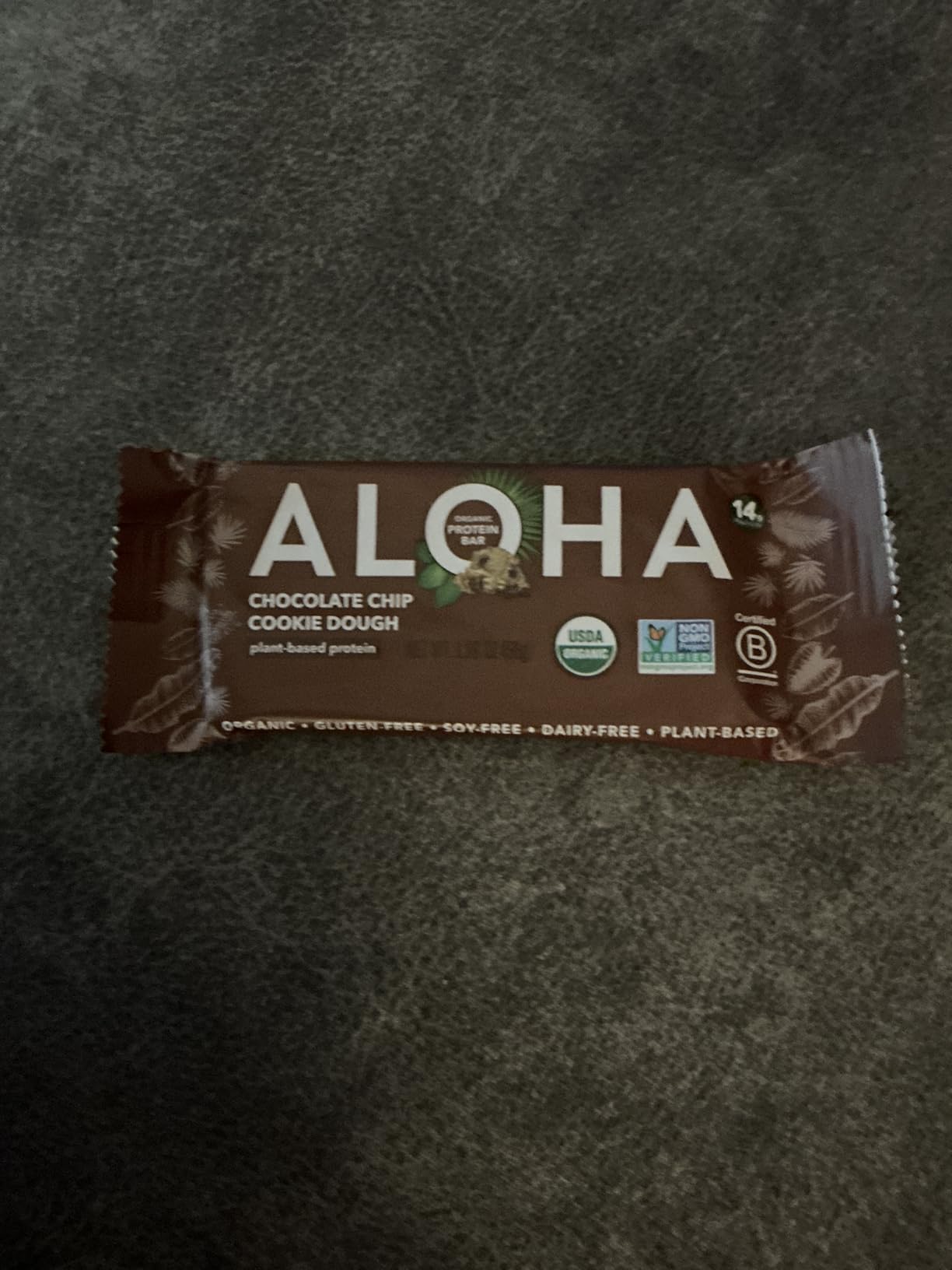 Aloha Organic Plant Based Protein Bars Chocolate Chip Cookie Dough, 1.98 Oz,(Pack of 12) customer photo 2