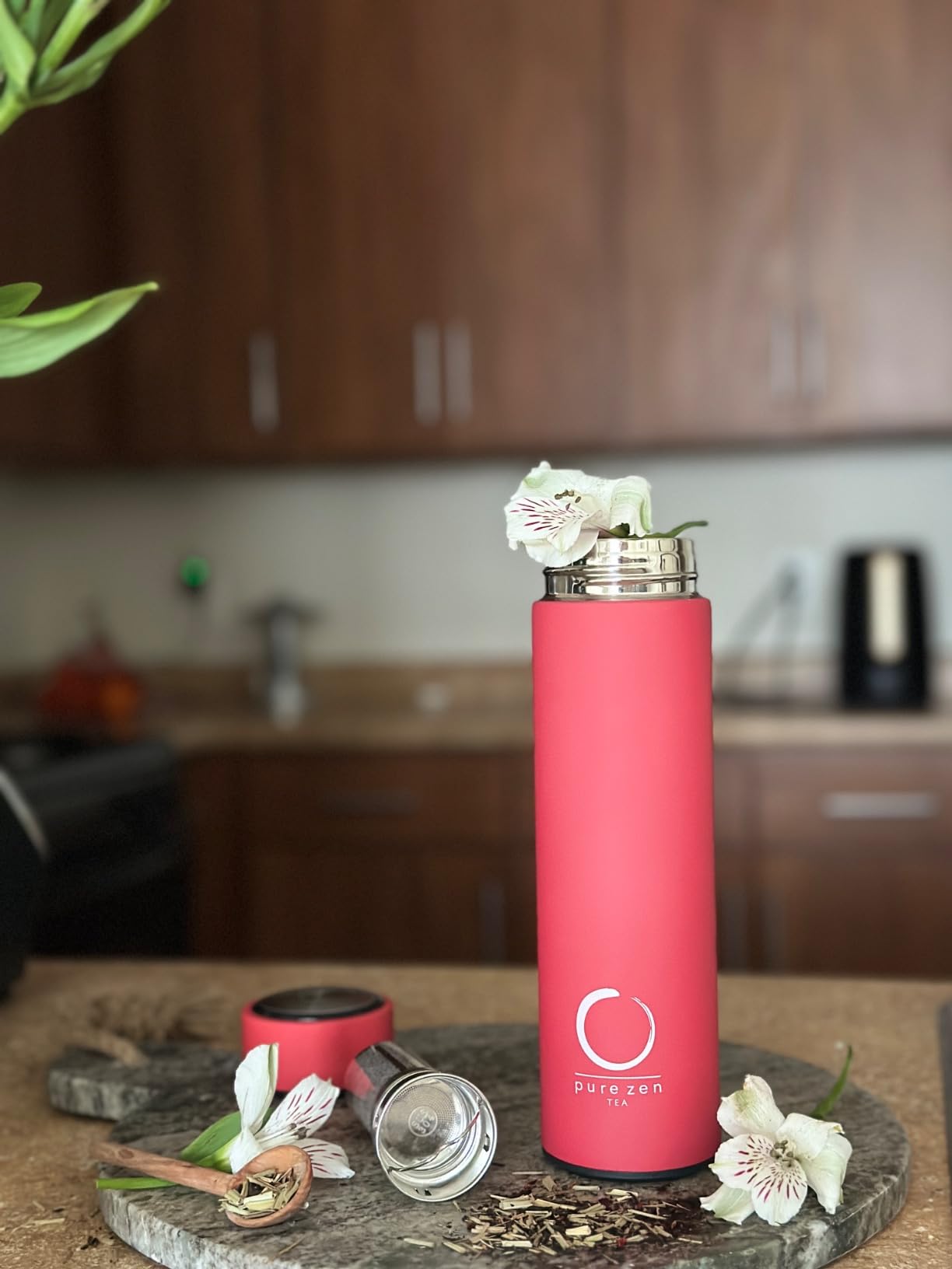 Pure Zen Tea Insulated Tea Infuser Bottle, 15 oz, Tea Thermos with Infuser customer photo 2
