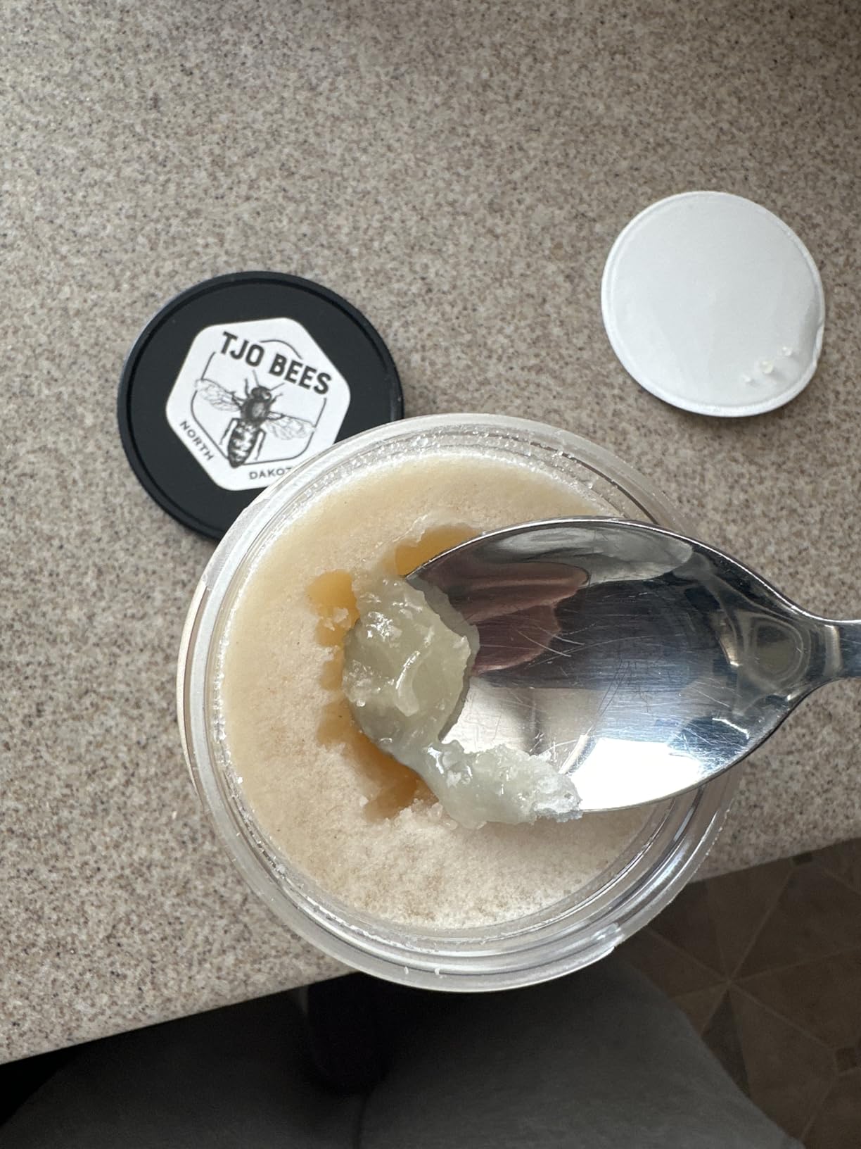 TJO Bees Raw and Unfiltered Honey (22 OZ Jar) customer photo 2