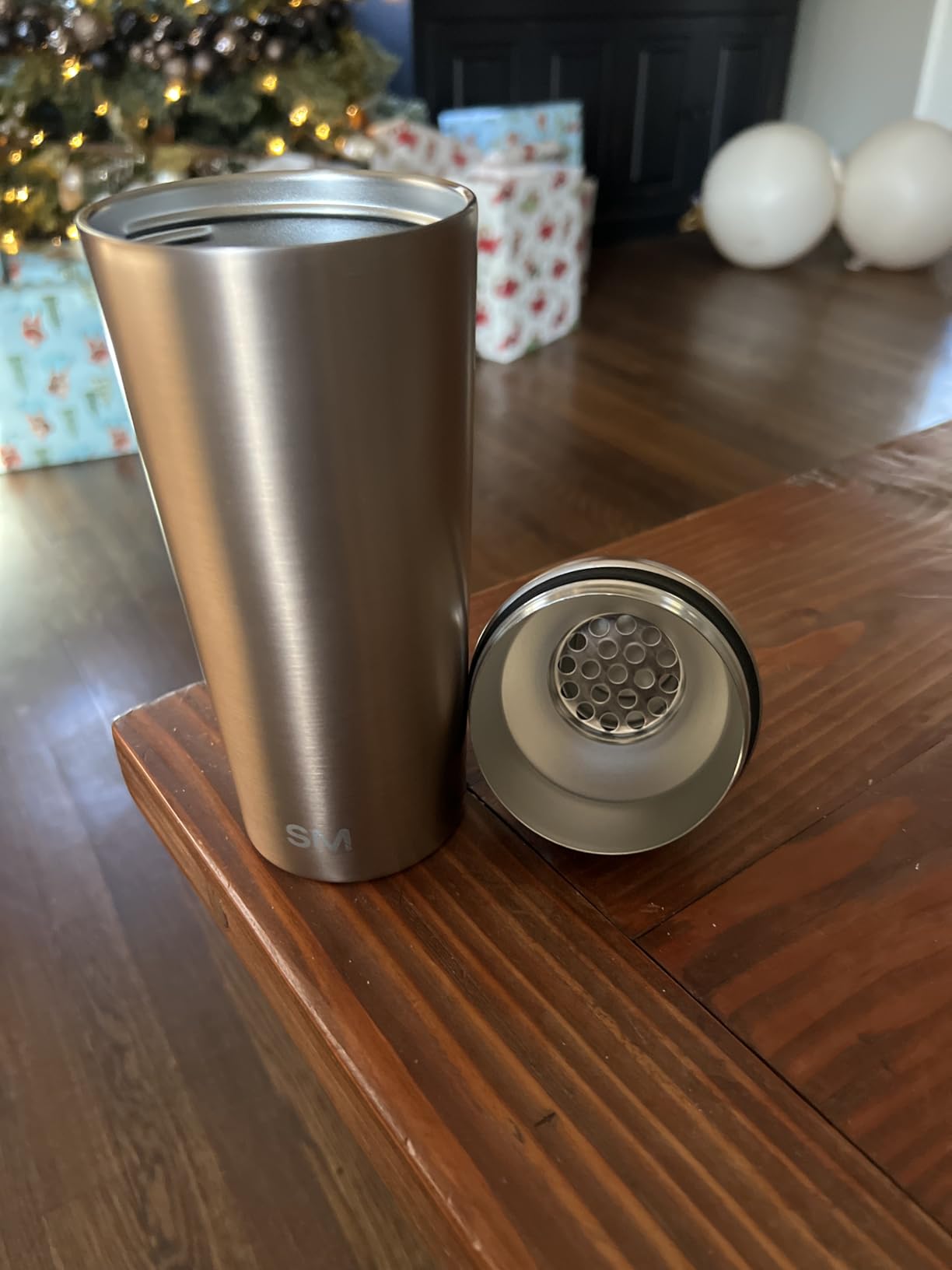 Simple Modern Cocktail Shaker Set with Jigger Lid | Stainless Steel Boston Shaker Insulated Martini Mixer for Mocktails | Gifts for Men Women Him Her | Classic Collection | 20oz | Simple Stainless customer photo 1