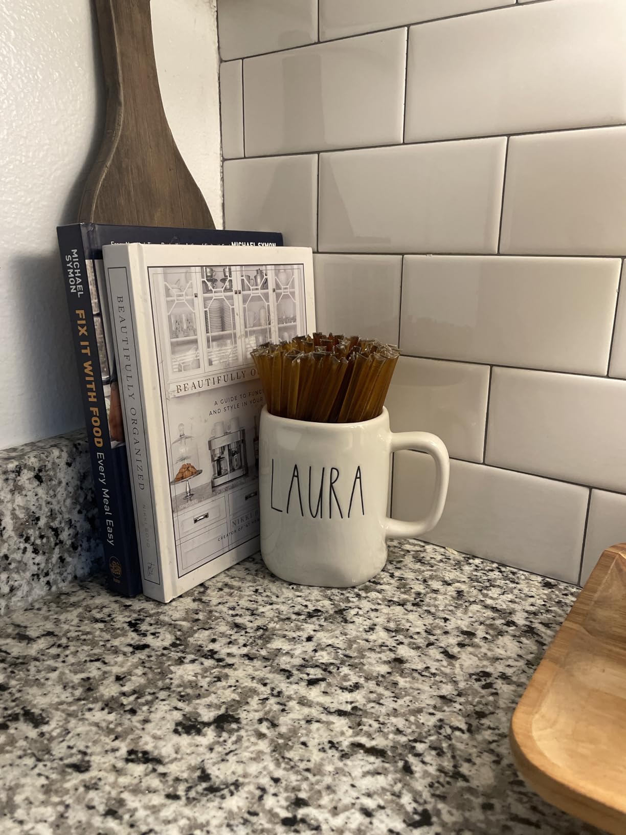 Homestead Honey 20-Pack Honey Sticks - Sweet Pure Wildflower Honey Packets for Tea and Snacks - Single Serve Natural Sweetener Straws - Easy Open for Travel, Lunchboxes, and On-the-Go Use customer photo 1