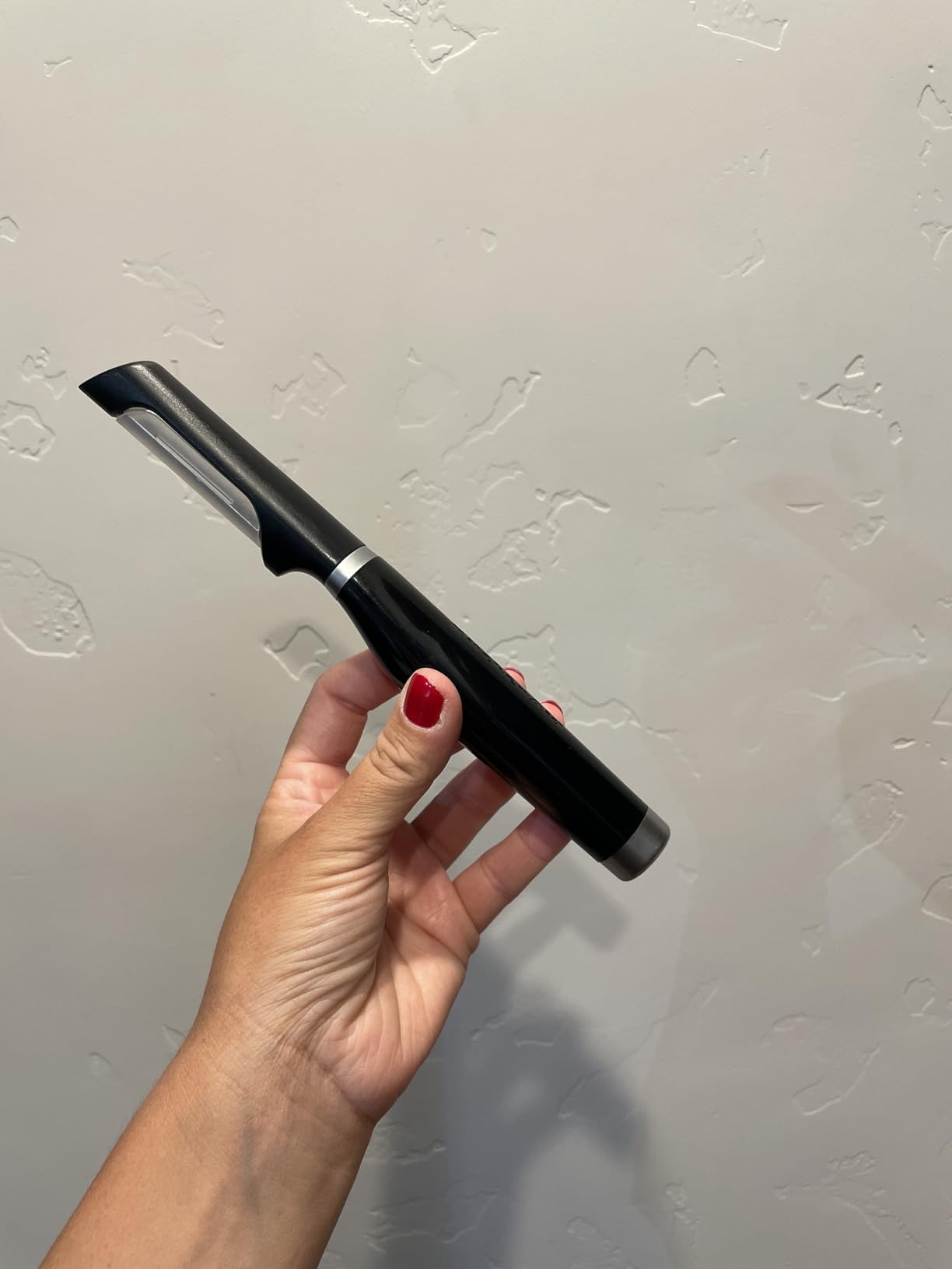 KitchenAid Classic Euro Peeler, 8.6 inches, Black customer photo 2
