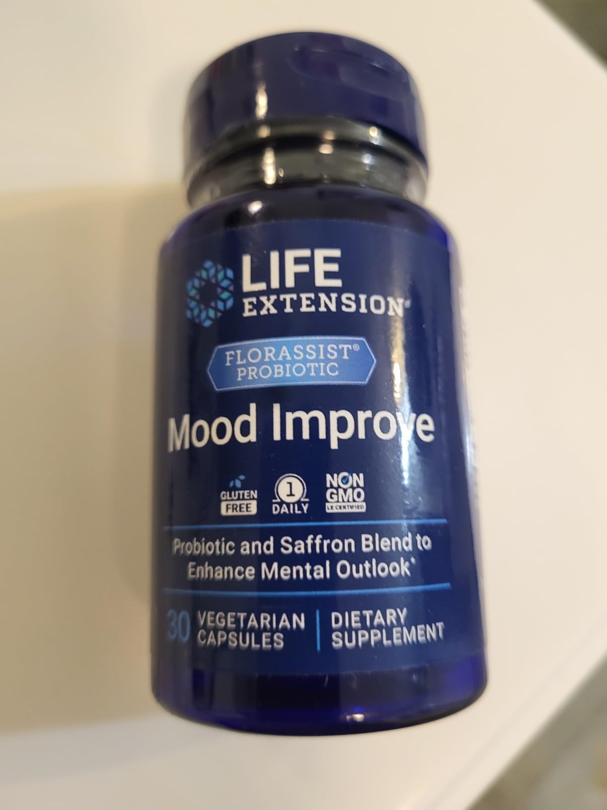 Life Extension FLORASSIST Probiotic Mood Improve, Probiotic and Saffron Blend Enhances Mood and Mental Outlook, Non-GMO, Gluten-Free, 1 Daily, Vegetarian, 30 Capsules customer photo 1