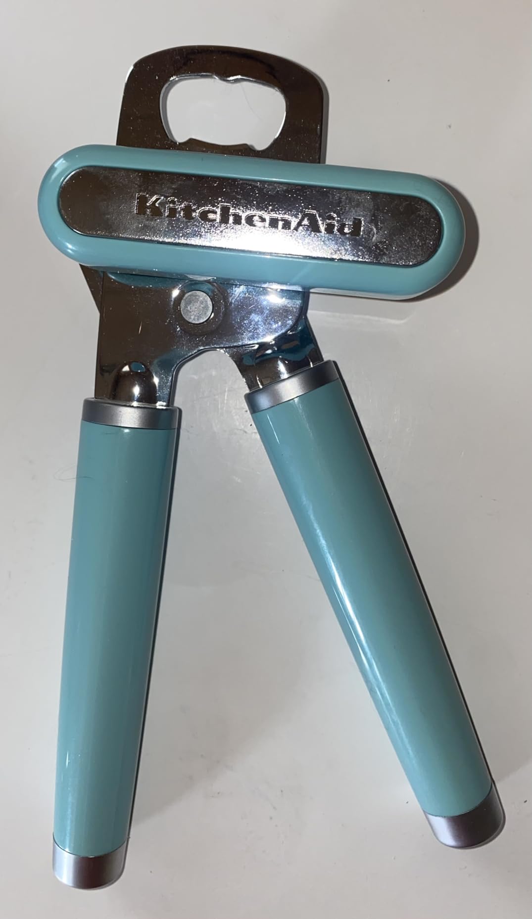 KitchenAid Classic Multifunction Can Opener and Bottle Opener, Razor Sharp Stainless Steel Cutting Wheel, Soft Ergonomic Handles, Black customer photo 1