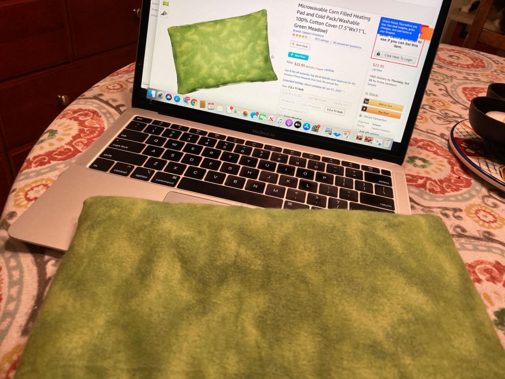 Microwavable Corn Filled Heating Pad and Cold Pack/Washable 100% Cotton Cover (Bandana - Shiny Red, 7.5in W x 11in L) customer photo 1