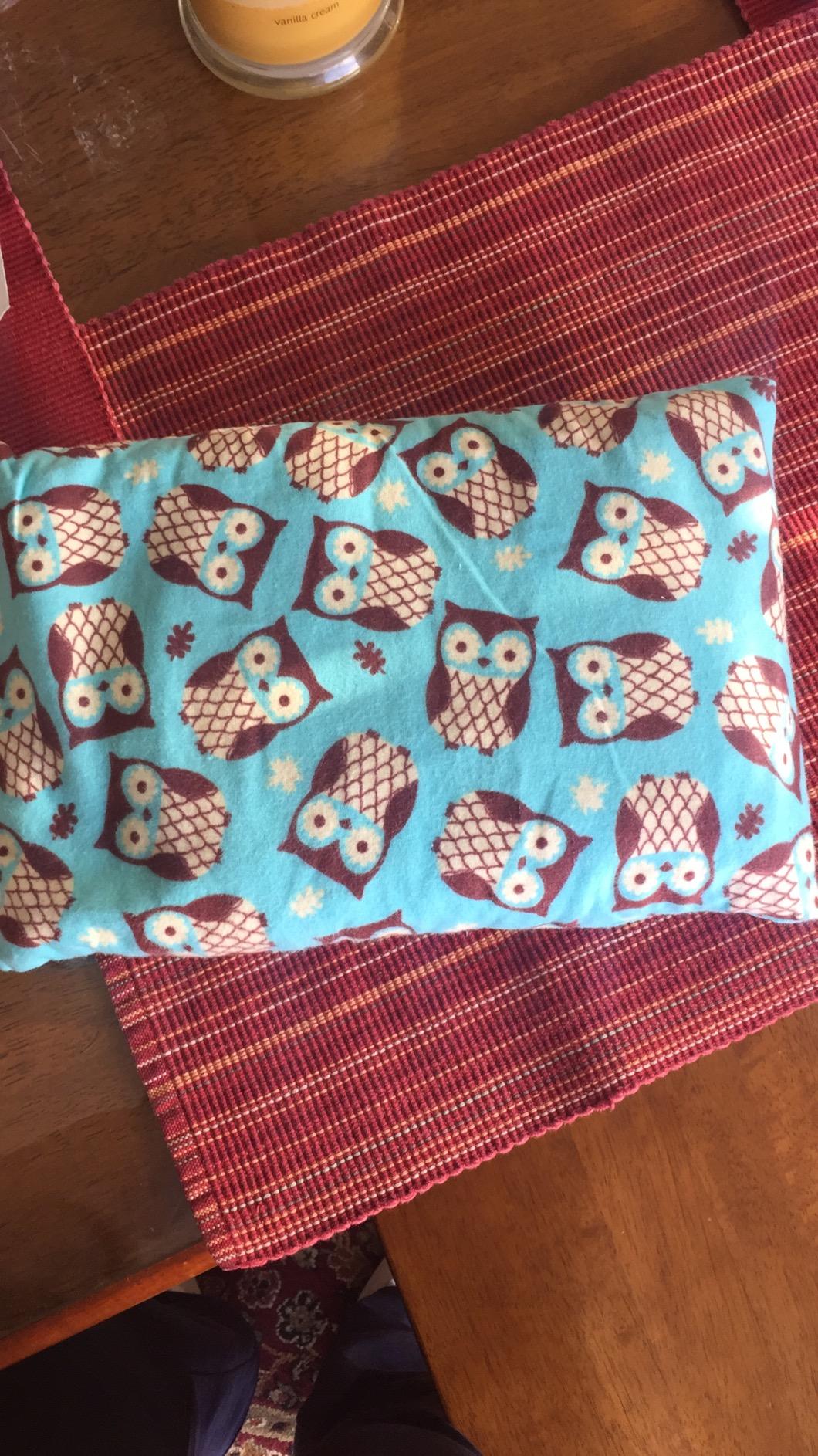 Microwavable Corn Filled Heating Pad and Cold Pack/Washable 100% Cotton Cover (Bandana - Shiny Red, 7.5in W x 11in L) customer photo 2