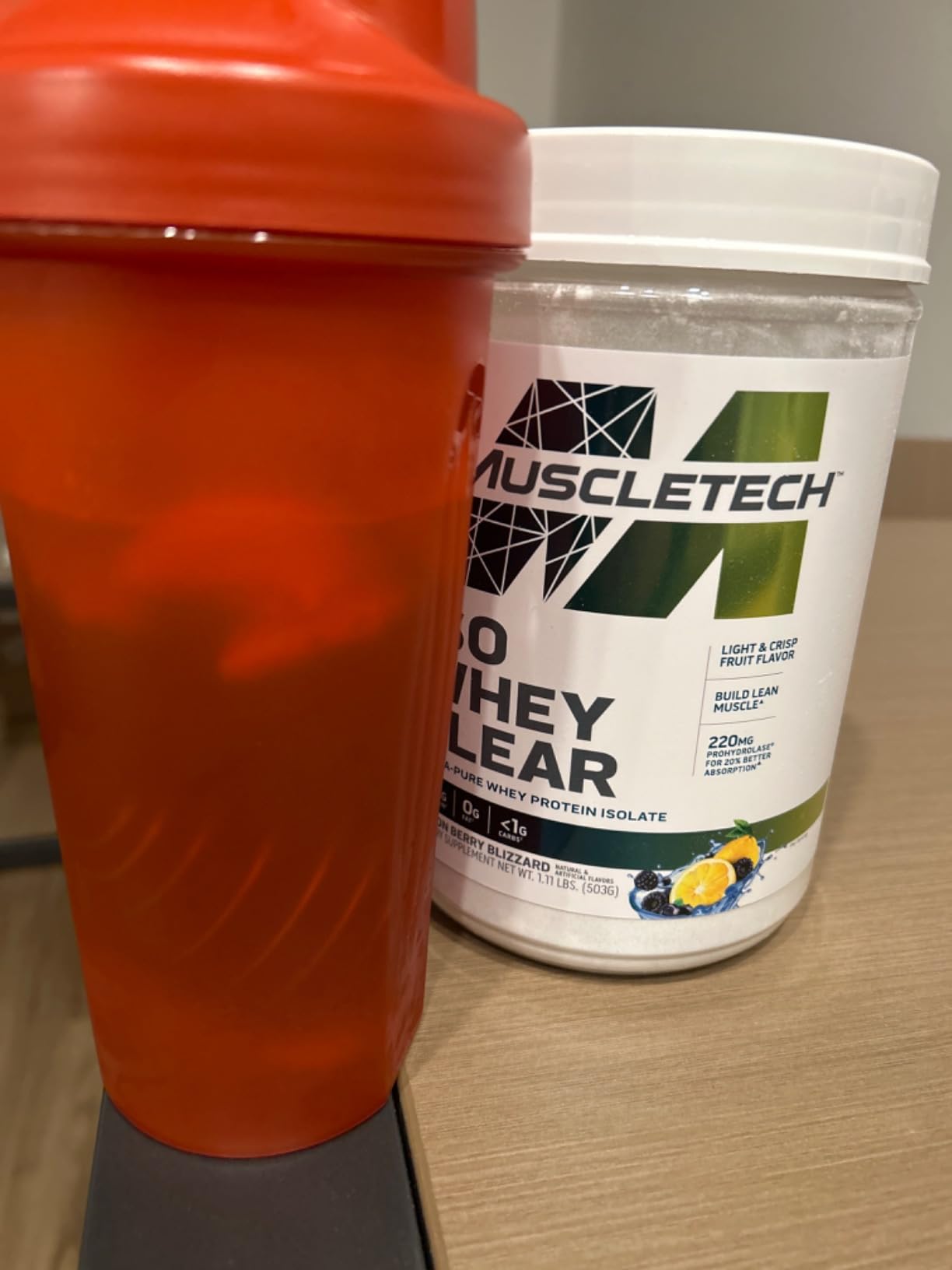 MuscleTech Whey Protein Powder Clear Whey Protein Isolate Whey Isolate Protein Powder for Women & Men Clear Protein Drink 22g of Protein, 90 Calories Lemon Berry Blizzard, 1.1lb (19 Servings) customer photo 1