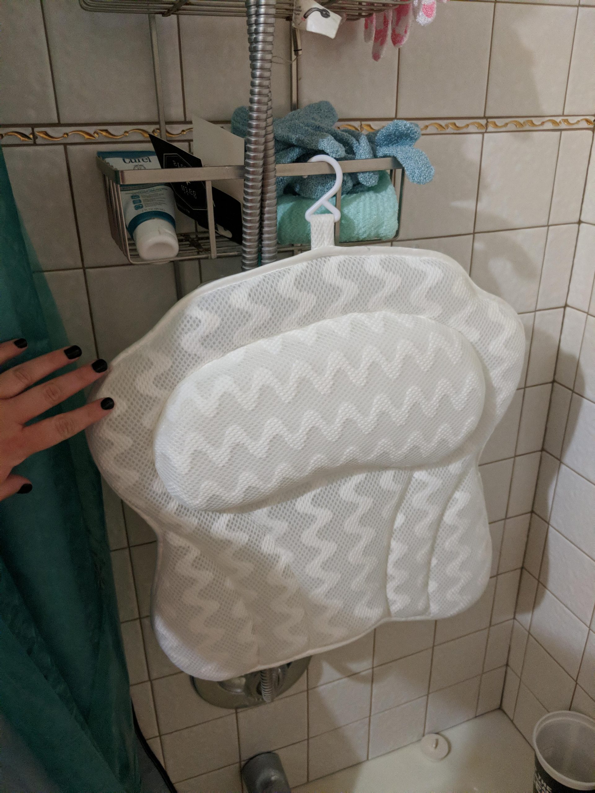 Sierra Concepts Bath Pillow Spa Bathtub Ergonomic for Tub, Neck, Head, Shoulder Pillows Support Cushion Headrest - Luxury Soft 3D Mesh + Strong Grip Suction Cups Soaking Large, Paradise customer photo 1