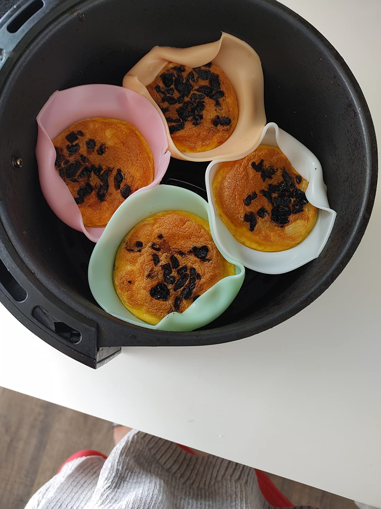 Honbay 5PCS Silicone Mixing Bowls Prep and Serve Bowls for Mixing Facial Mask or Holding Ingredient customer photo 2