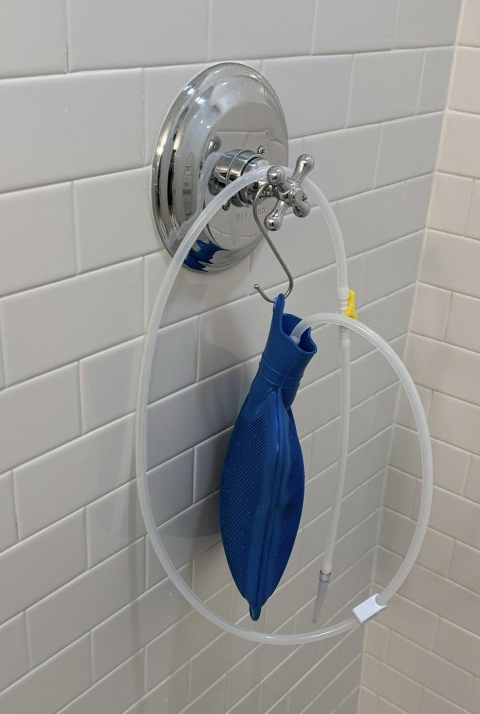 Smokitcen Enema Kit - 2L Enema Bag, 5.0ft Silicone Hose, 5 Multi-Size Reusable Tips, Controlled Water Flow, for Colon Detox Cleanse Enemas customer photo 1