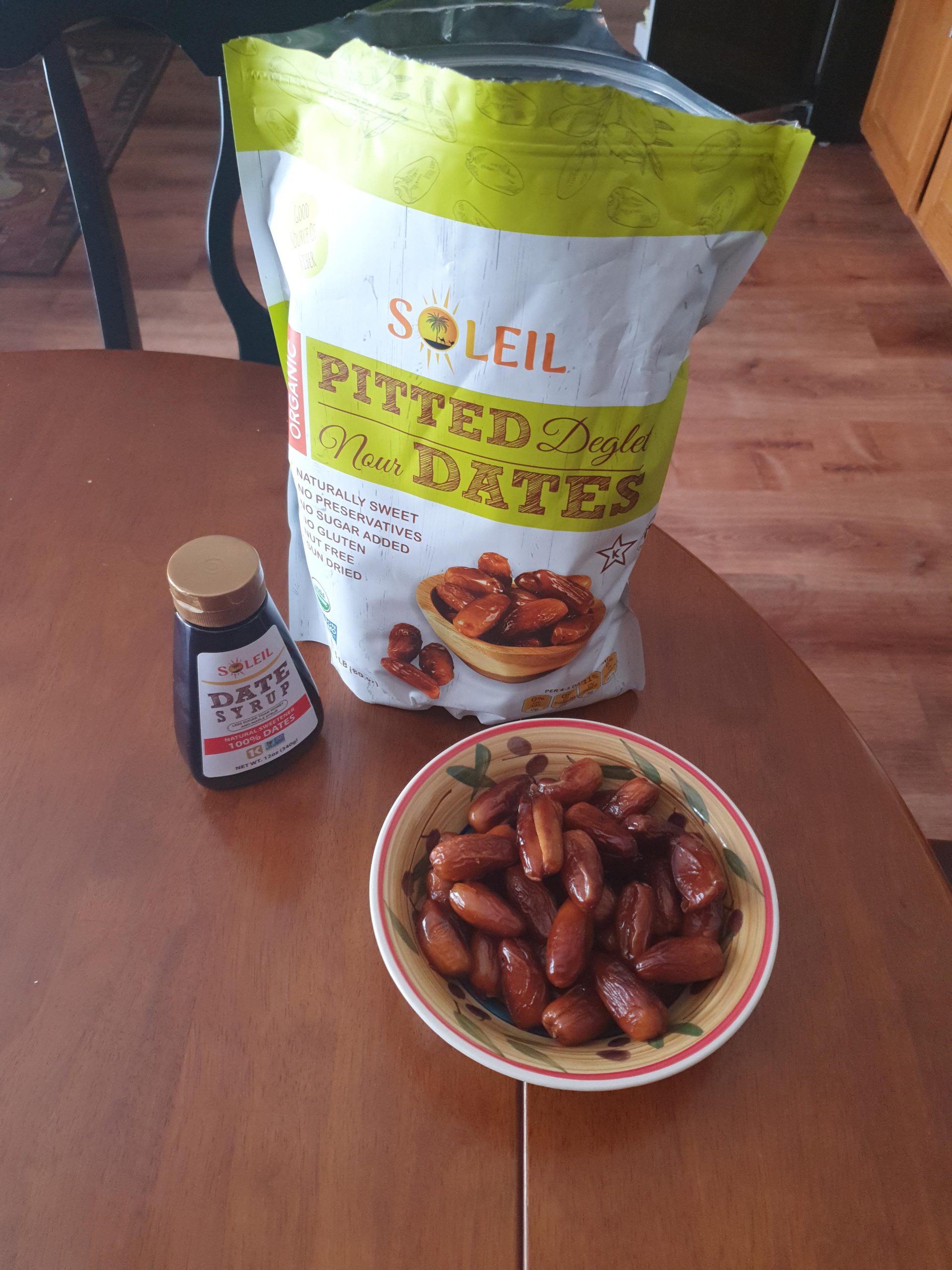 5lb Organic Pitted Dates | 100% Algerian Deglet Noor | Certified ORGANIC, NON-GMO, VEGAN, KOSHER, naturally sweet and Gluten-free, NO sugar added, NO sulfurs or preservatives, Nut-Free customer photo 2