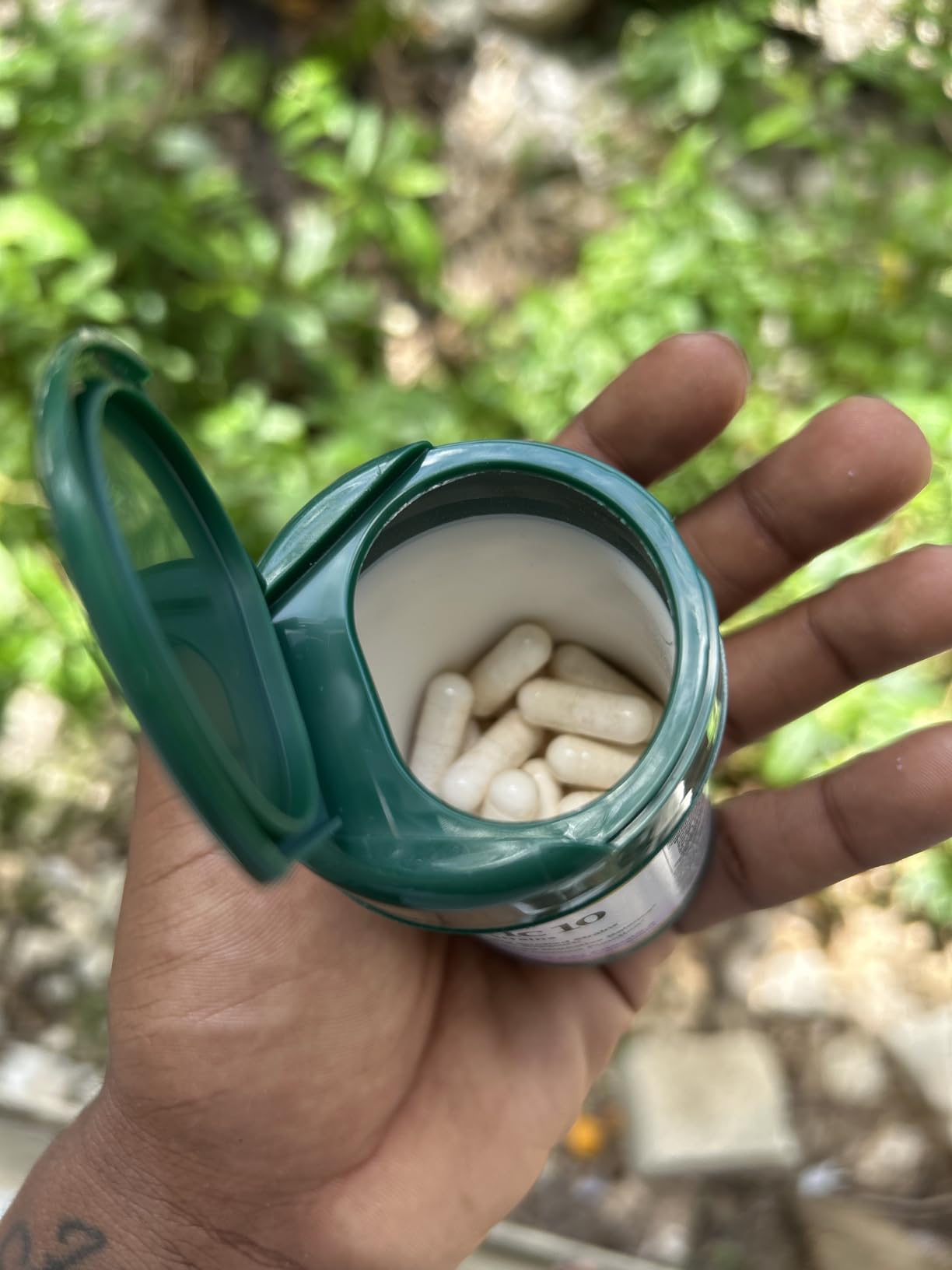 Nature's Bounty Probiotic 10 Daily Probiotic Supplement for Digestive, Immune, and Upper Respiratory Support, Ultra Strength, 30 Capsules 1 Pack customer photo 1