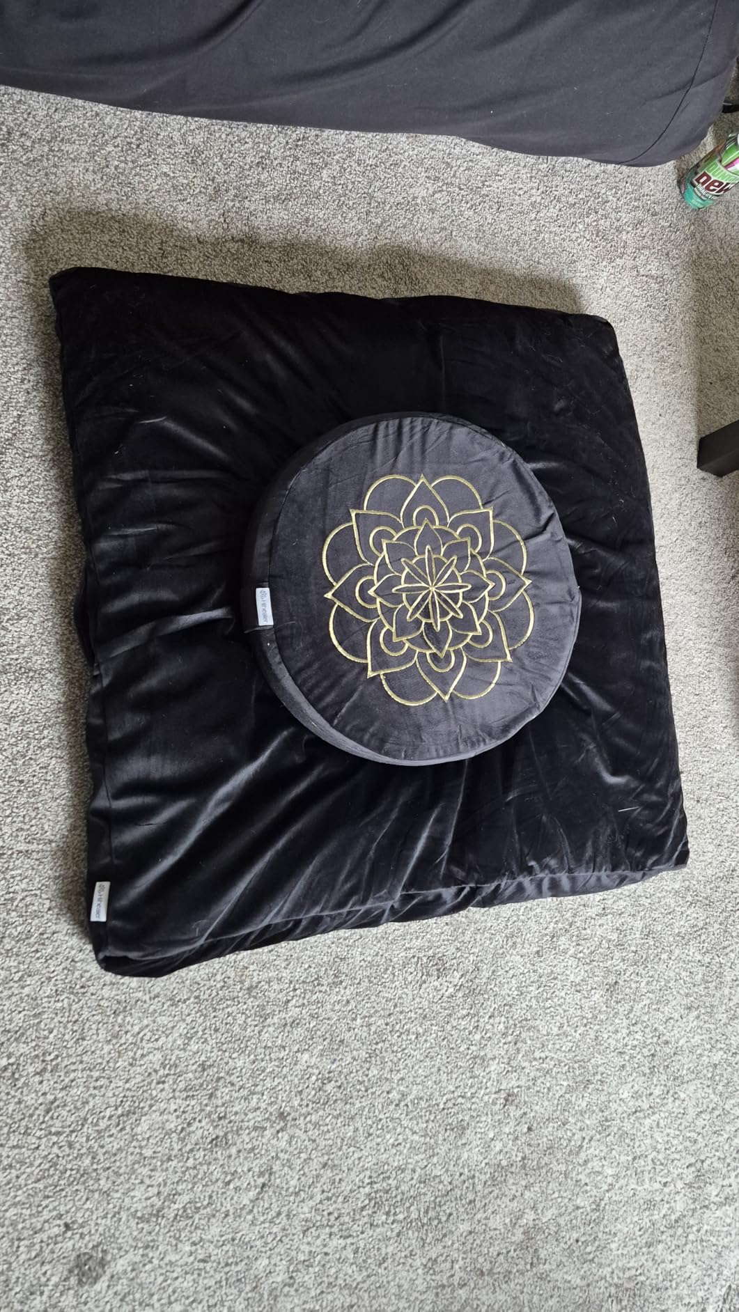 Hihealer Meditation Cushion, Traditional Tibetan Meditation Pillow Velvet Cover - Large Floor Cushion Seating for Adults - Yoga Buckwheat Bolster for Women、Moms customer photo 1