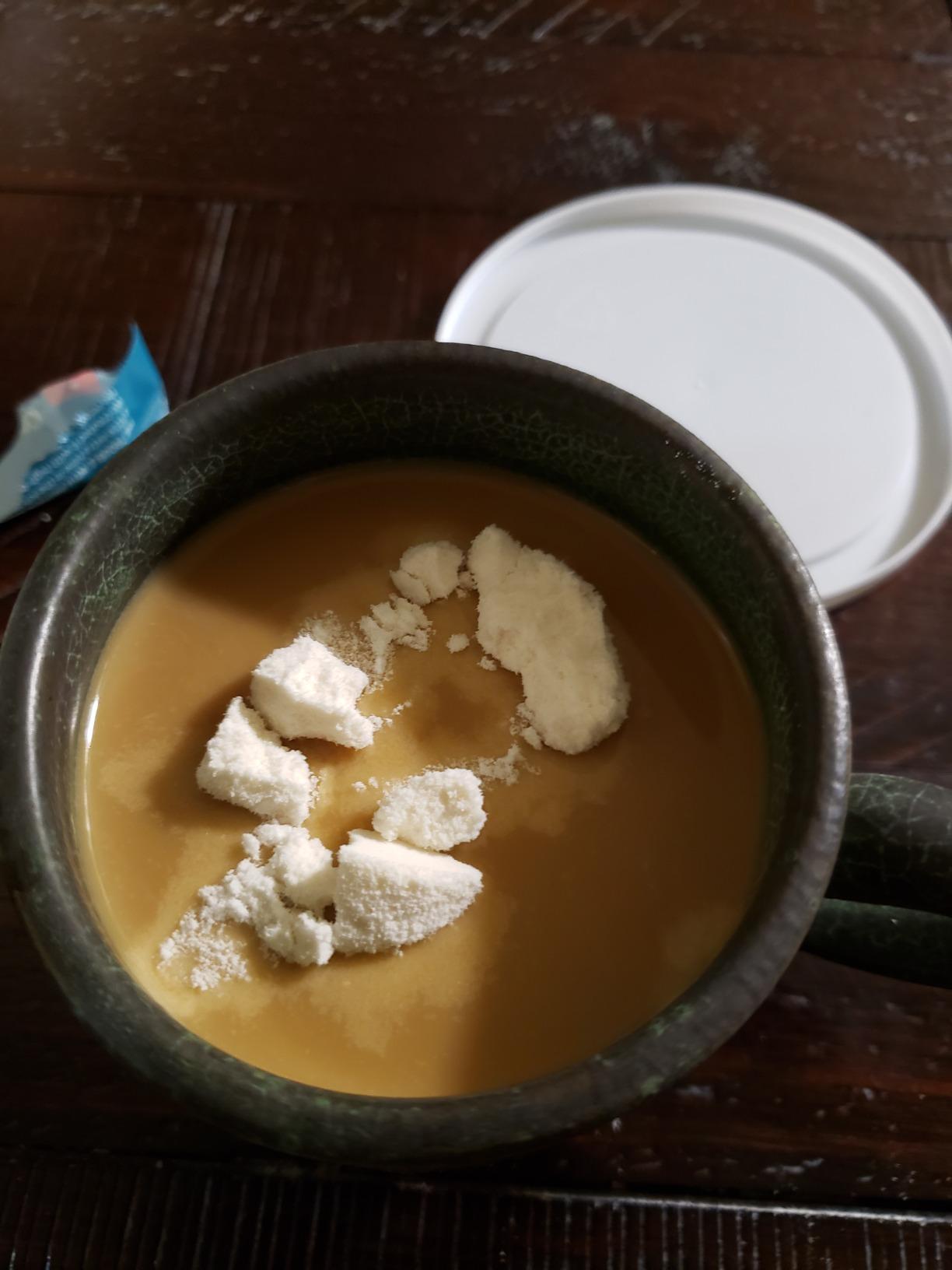 Great Lakes Wellness Keto Boost Advanced Collagen Peptides Powder with 4.2g MCTs - Vanilla Flavored - Nutritiously-Rich Non-Dairy Coffee Creamer or Smoothie Alt - Non-GMO, Kosher - 14.1 oz customer photo 1