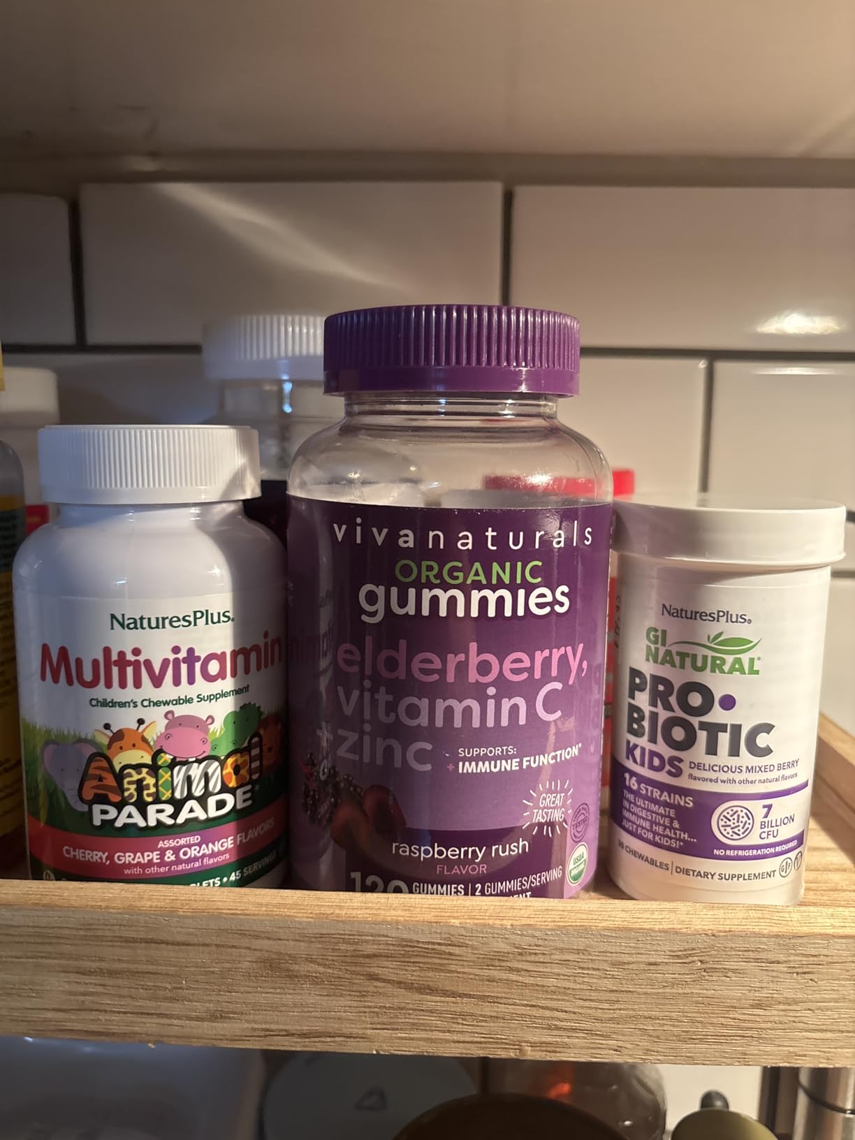 Viva Naturals Black Elderberry Vitamin C and Zinc Immune Support Gummies for Adults, Sambucus Elderberry Gummies with Raspberry Rush Flavor, USDA Organic, Non-GMO, (120 Count) customer photo 1
