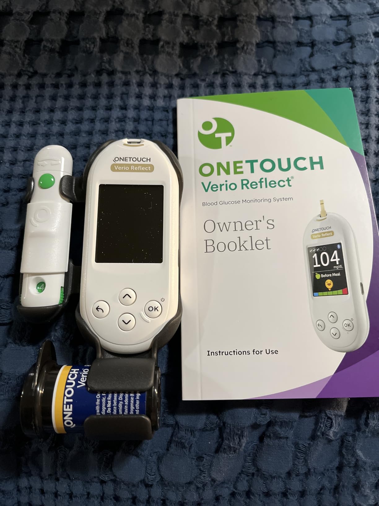 OneTouch Verio Reflect Blood Glucose Meter Test Kit with 30 Lancets, Lancing Device & 30 Test Strips customer photo 2