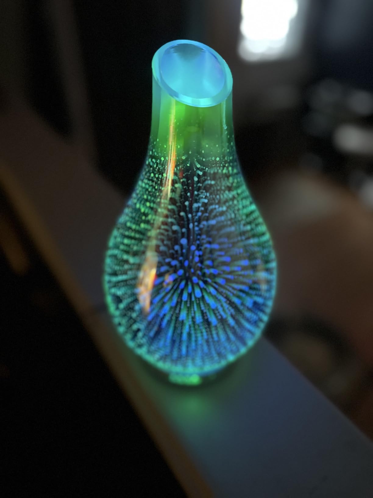 MAXWINER Essential Oil Diffusers Ultrasonic 3D Glass Aromatherapy Diffuser, Auto Shut-Off, Timer Setting, 7 Colors LED Lights Changing for Home, Office, Spa 120ml customer photo 2