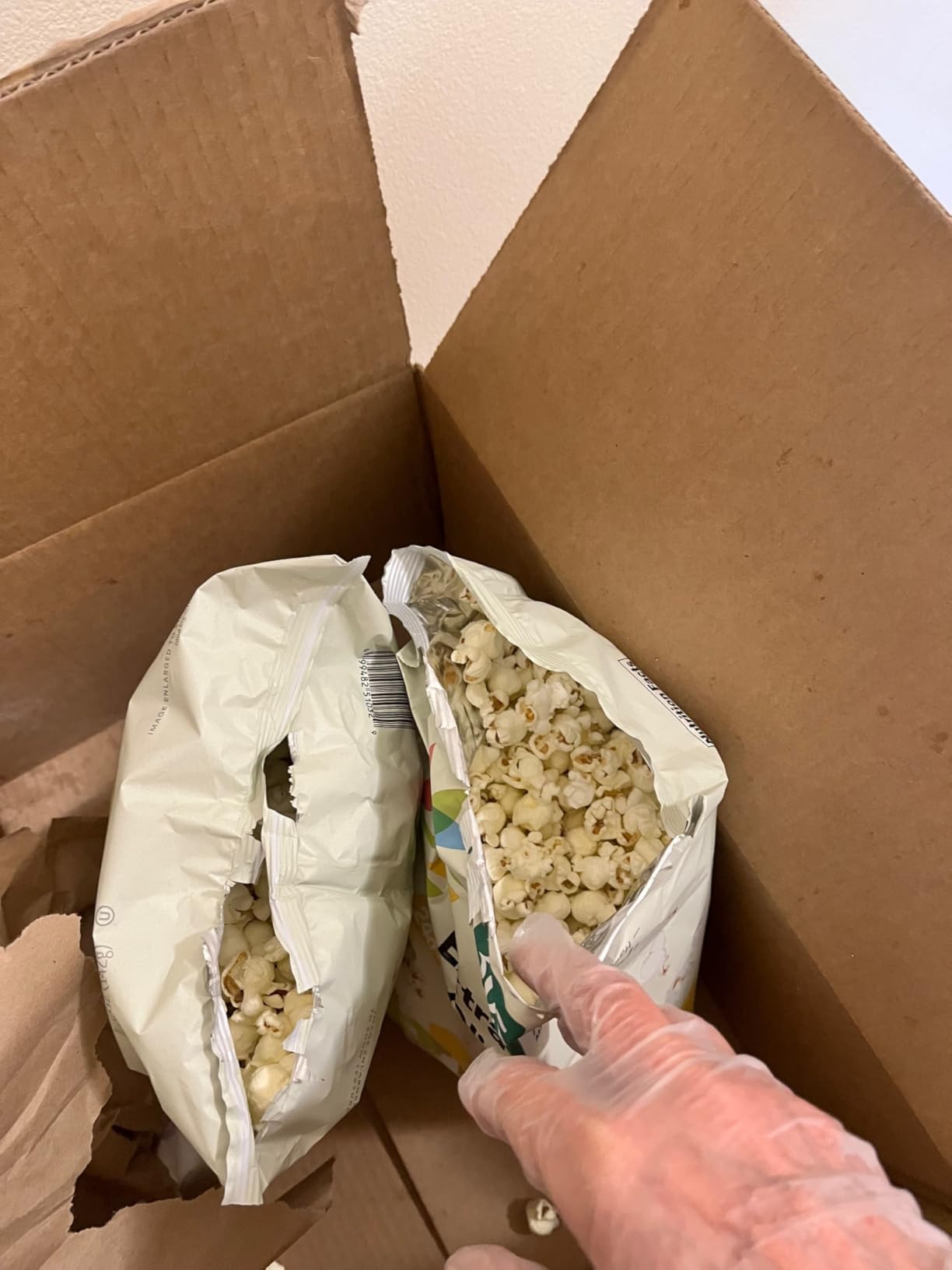 365 by Whole Foods Market, Organic Extra Virgin Olive Oil and Sea Salt Popcorn, 5 Ounce customer photo 2