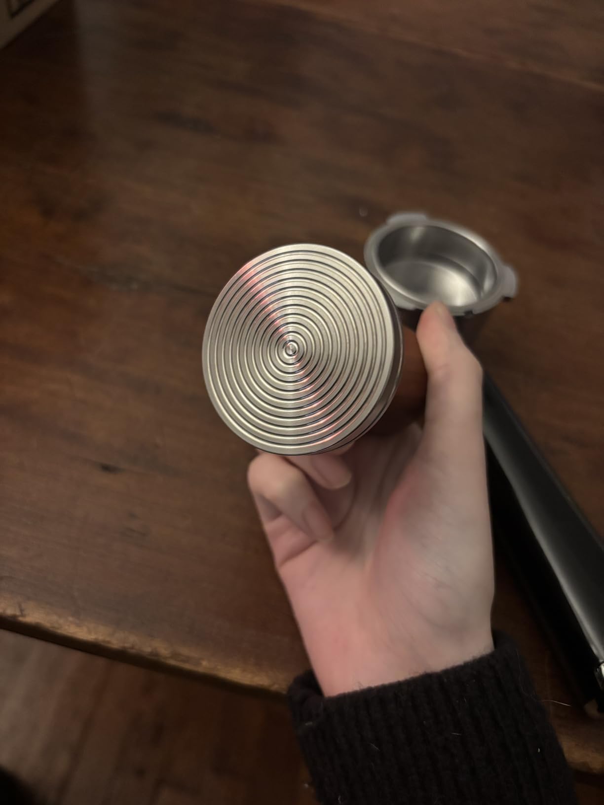 KYONANO Espresso Coffee Tamper 51mm - Espresso Press Tamper - Espresso Hand Tamper with Stainless Steel Base and Scented Rosewood Handle - Compatible with 51mm Delonghi Bottomless Portafilter customer photo 2