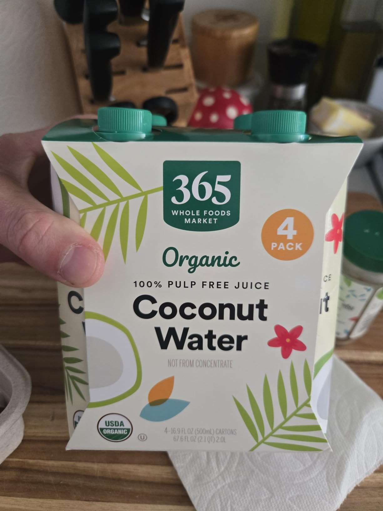365 by Whole Foods Market, Organic Coconut Water, 100% Pulp-Free Juice, 16.9 Fl Oz per Carton, Pack of 4 customer photo 1