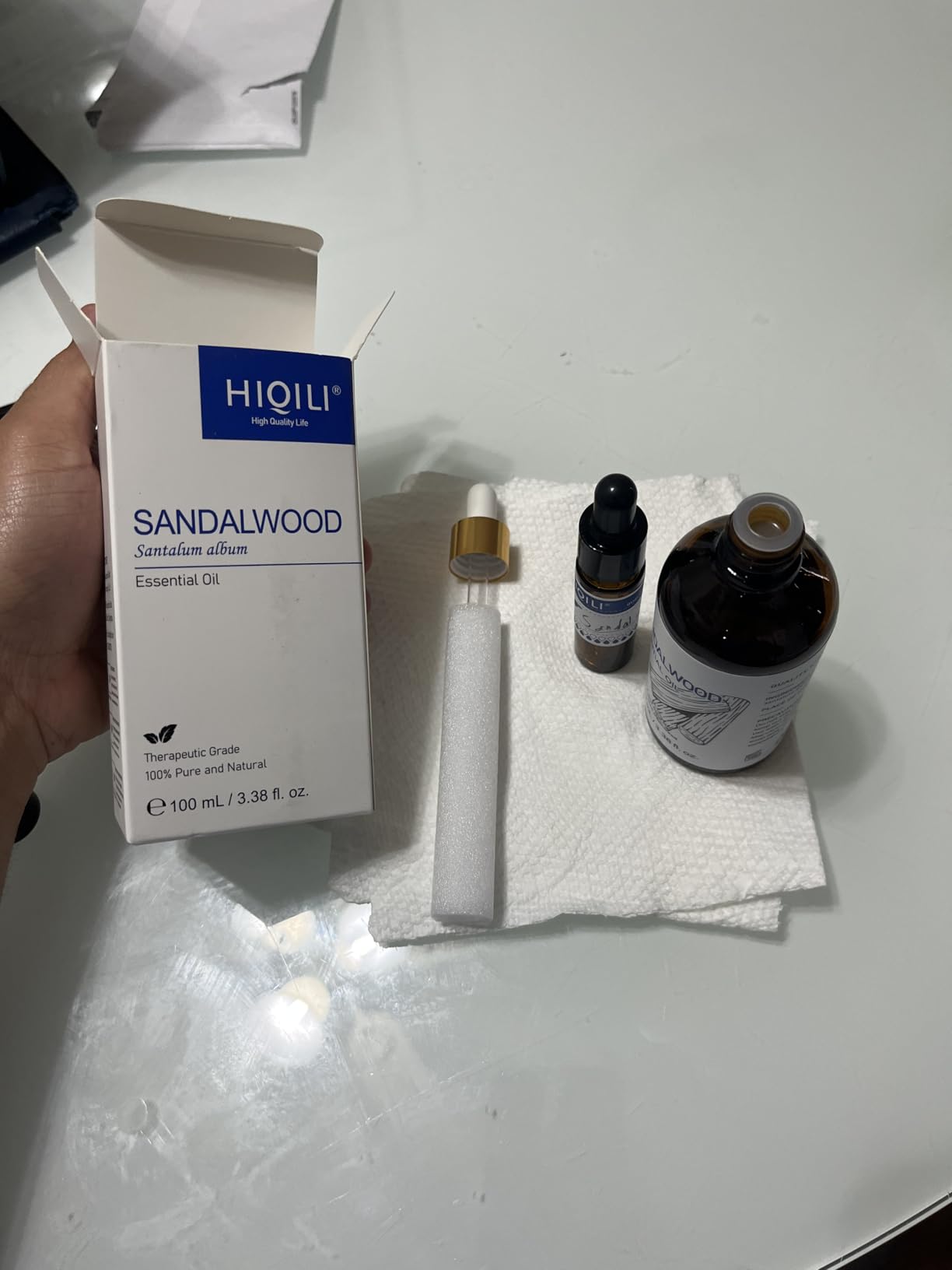 HIQILI Sandalwood Essential Oils 1 Fl Oz, 100% Pure Natural Therapeutic Grade for Skin, Diffuser, Perfume, Candle Soap Making, Includes Premium Quality Glass Dropper customer photo 1