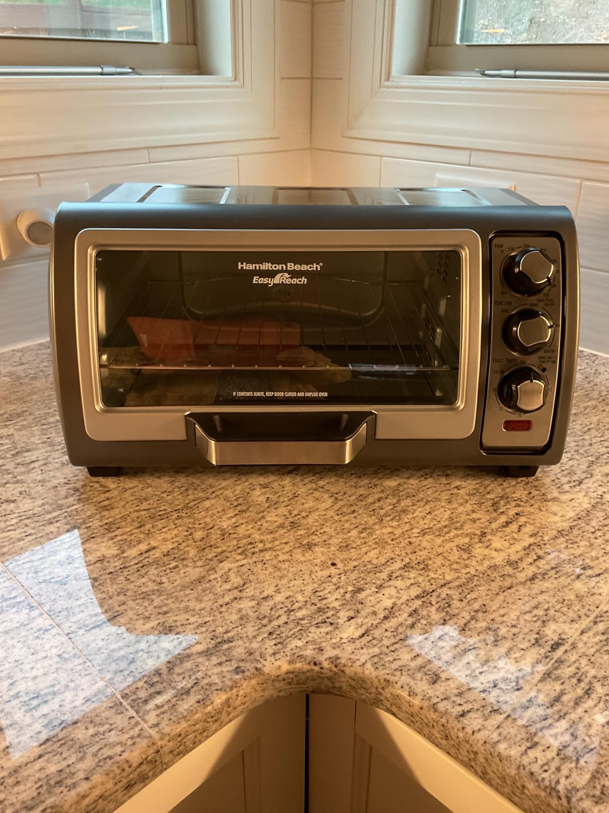Hamilton Beach Air Fryer Toaster Oven Combo, Fits 6 Slices or 12 inch Pizza, Sure-Crisp, Roll-Top Door, Stainless Steel customer photo 1