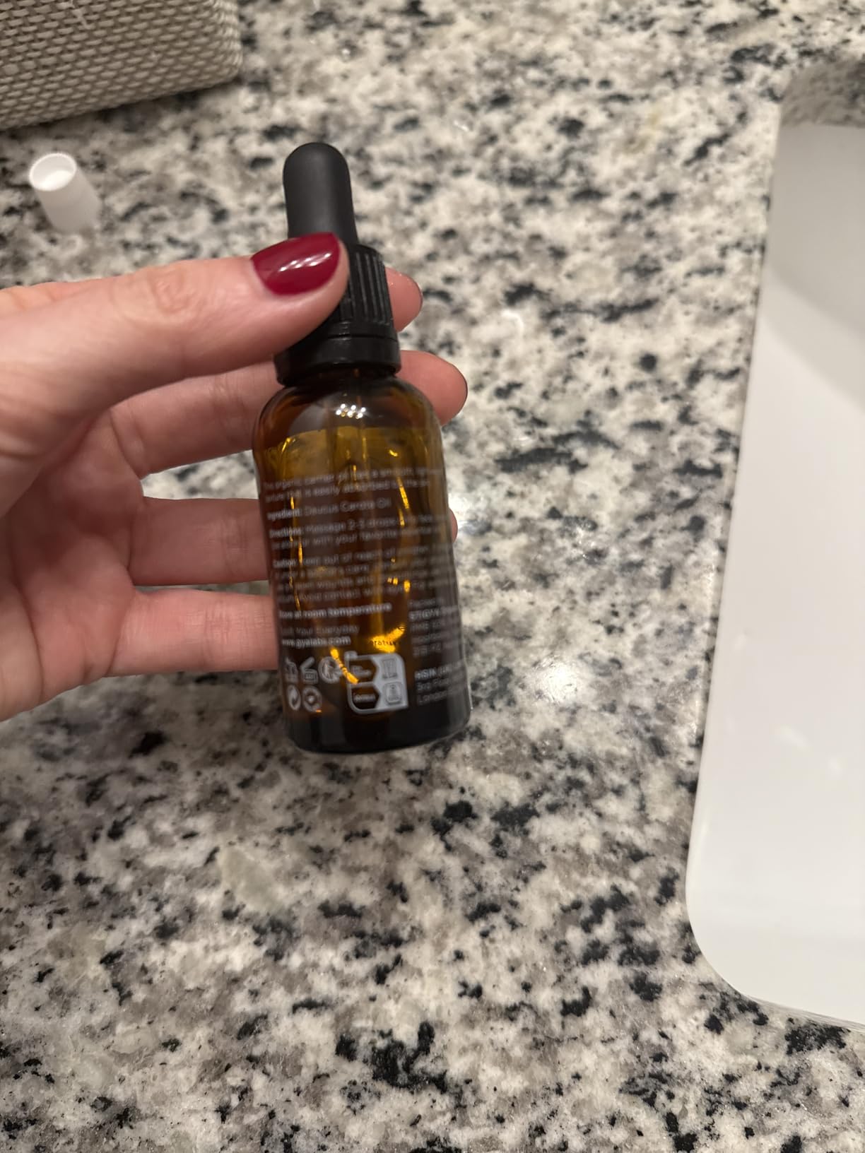Gya Labs USDA Organic Tamanu Oil - 1 Fl Oz - Carrier Oil for Hair, Skin, Face, Scalp & Body Massage customer photo 2