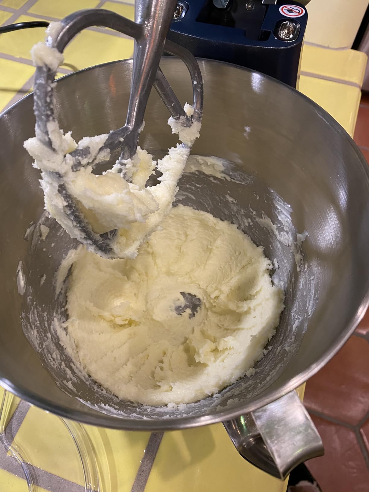 GE Tilt-Head Electric Stand Mixer | 7-Speed, 350-Watt Motor | Includes 5.3-Quart Bowl, Flat Beater, Dough Hook, Wire Whisk & Pouring Shield | Countertop Kitchen Essentials | Sapphire Blue customer photo 1