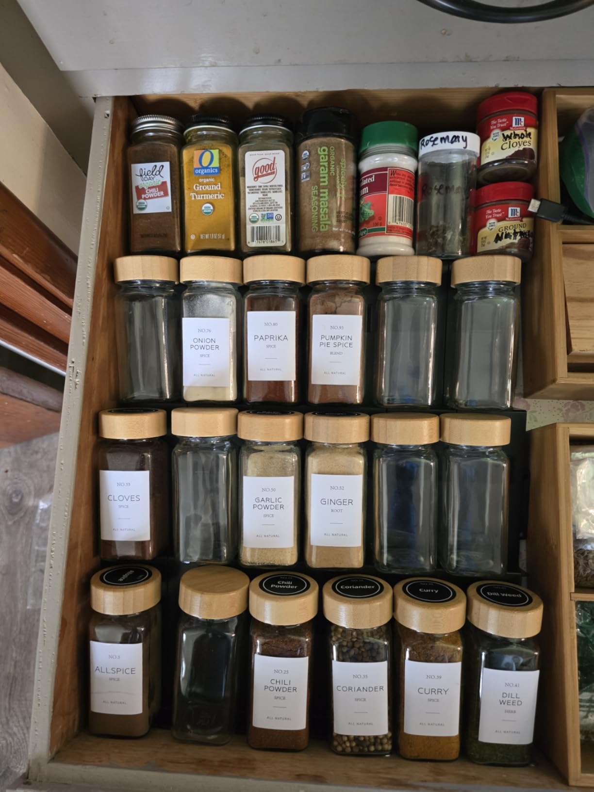 NETANY 24 Pcs Glass Spice Jars with Bamboo Lids, 4 oz Glass Jars with Minimalist Farmhouse Spice Labels Stickers customer photo 1