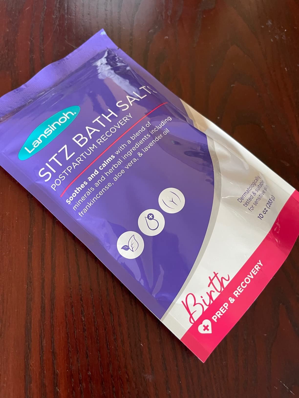Lansinoh Sitz Bath Salts for Postpartum Care, Perineal Soak with Epsom Salt, Aloe Vera, Lavender & Frankincense Oil, 10 Ounces customer photo 2