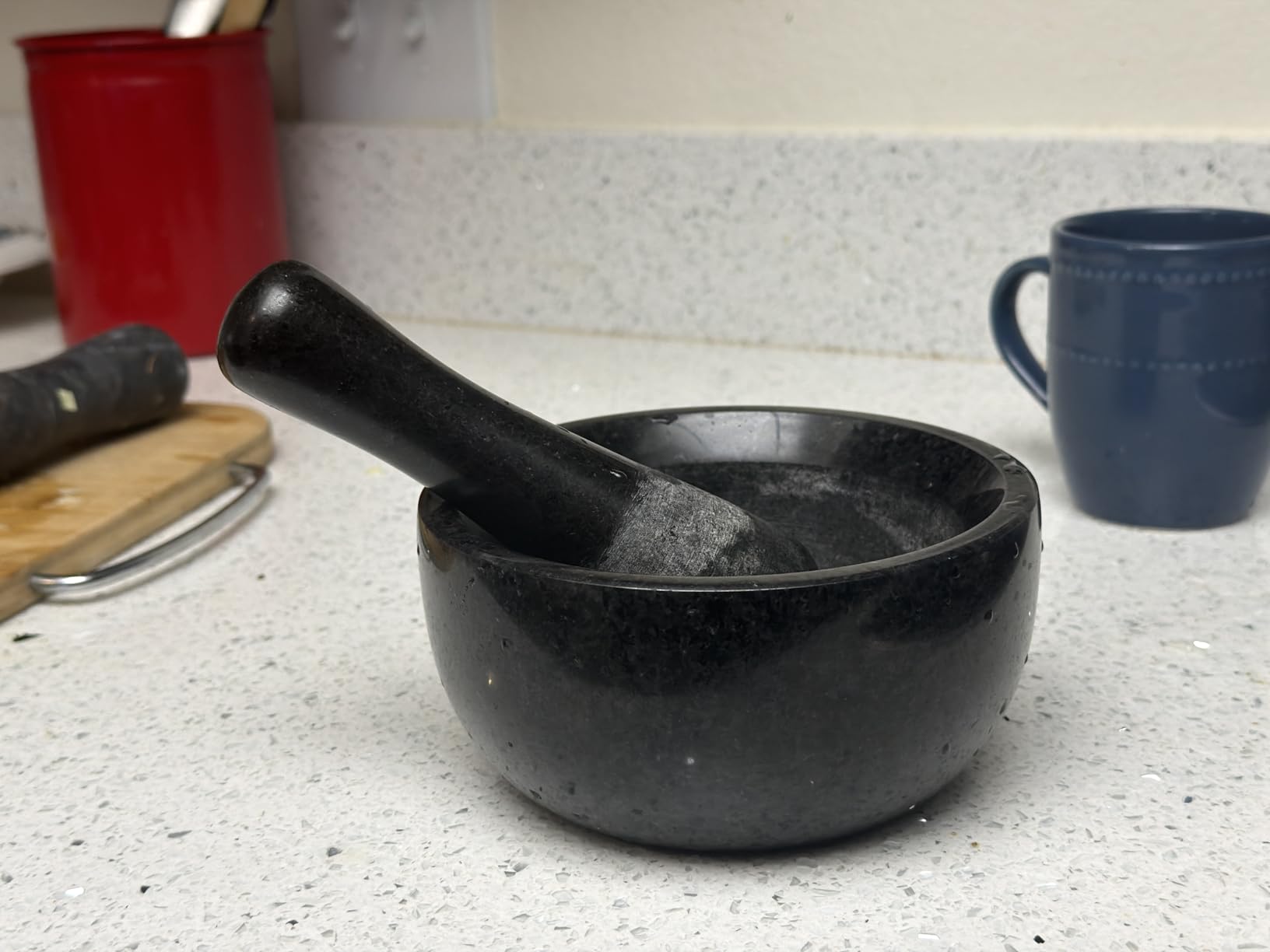 Velaze Marble Mortar and Pestle Set - 5.1 Inch Pestle & 1.25-Cup Capacity, Heavy Duty Grinder & Crusher for Spices, Herbs, Pills, Pestos - Polished Natural Marble Stone Kitchen Tool customer photo 1