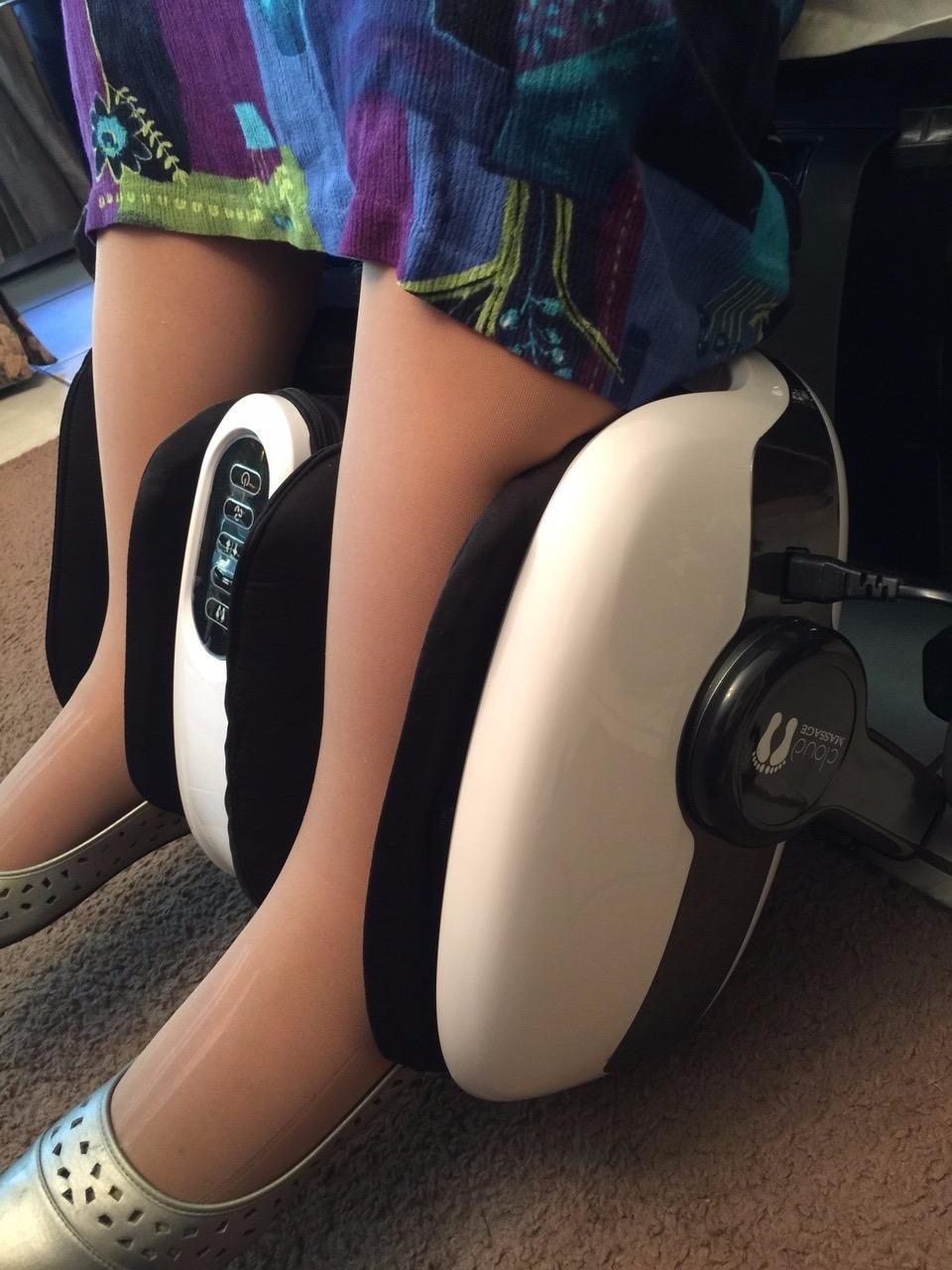 Cloud Massage Shiatsu Foot Massager with Heat - Deep Kneading & Compression, Adjustable Intensity, Multi-Mode Leg and Foot Massager customer photo 1