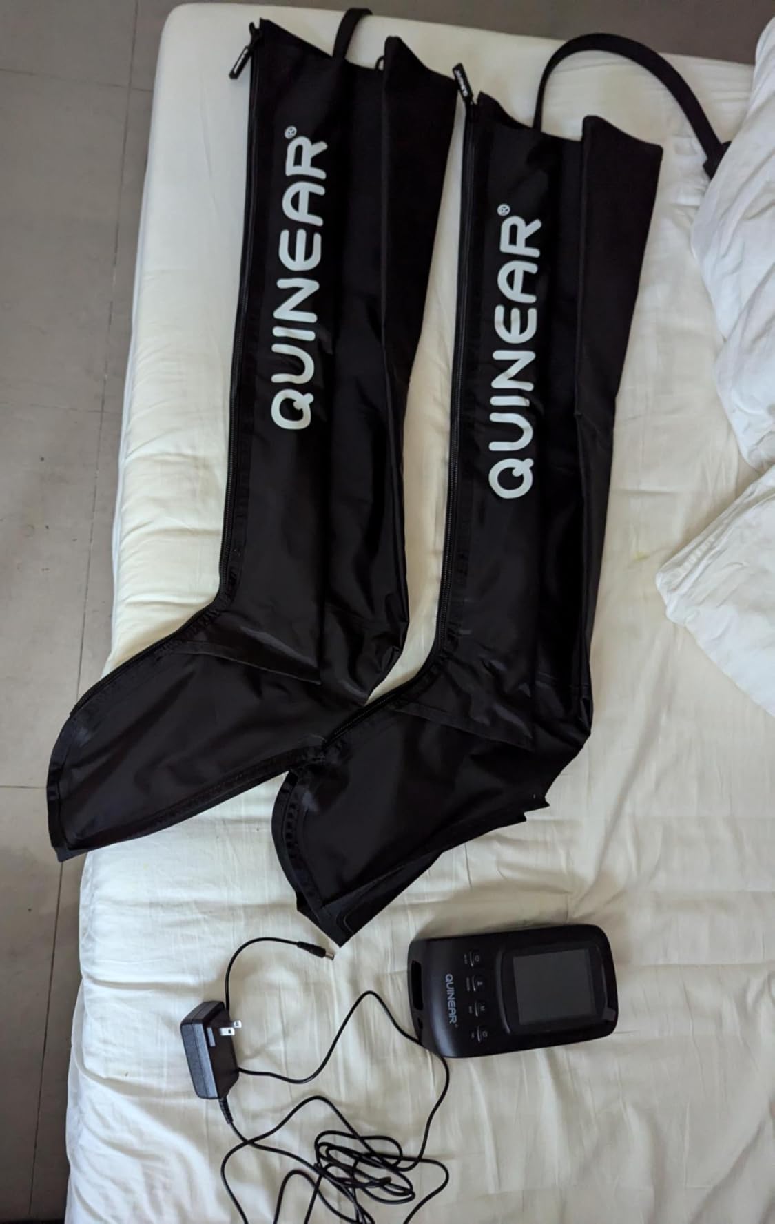 QUINEAR Leg Recovery Compression System for Athlete Post Workout, Professional Sequential Device for Massage Therapy, Foot and Leg Recovery Boots customer photo 1