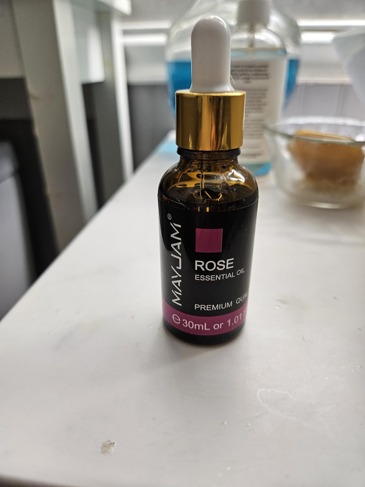 Sandalwood Essential Oil, 3.38FL.OZ Pure Essential Oils by MAYJAM, Large Volume Sandalwood Oil, Perfect for Aromatherapy Diffuser, Great for DIY Candle and Soap Making customer photo 2