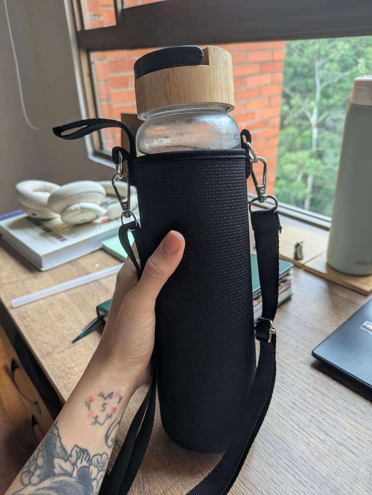 32oz Borosilicate Glass Water Bottle with Bamboo Lid and 2 Tea Infuser Sets for Fruit Infused Water and Cold Brew Coffee - Glass Tea Infuser Bottle with Strainer for Loose Leaf Tea customer photo 1