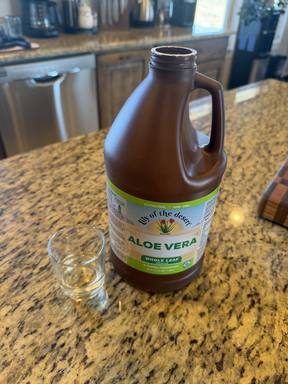 Lily Of The Desert Aloe Vera Juice, Whole Leaf, Organically Grown, Non-GMO, 64 Fl Oz customer photo 2