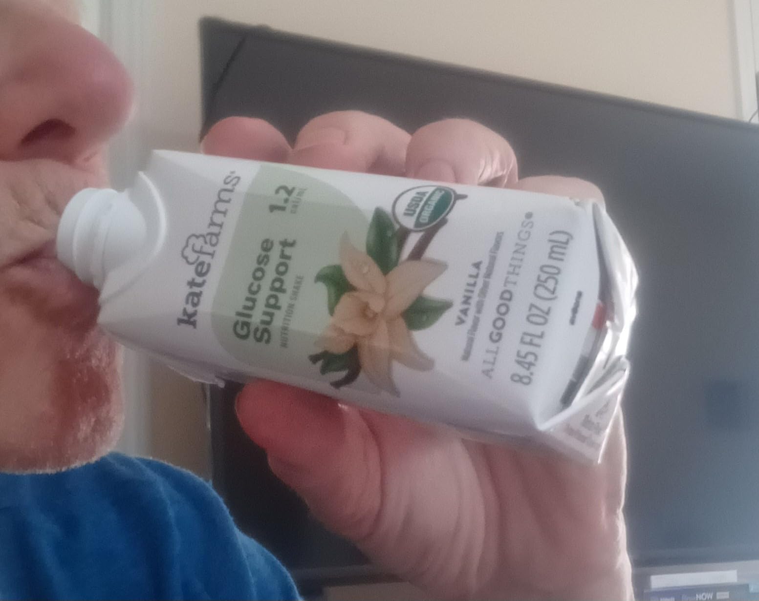 KATE FARMS Organic 1.2 Glucose Support Shake, Vanilla, 16g Protein, 27 Vitamins and Minerals, Diabetic Nutrition Meal Replacement, 8.45 oz (12 Pack) customer photo 2