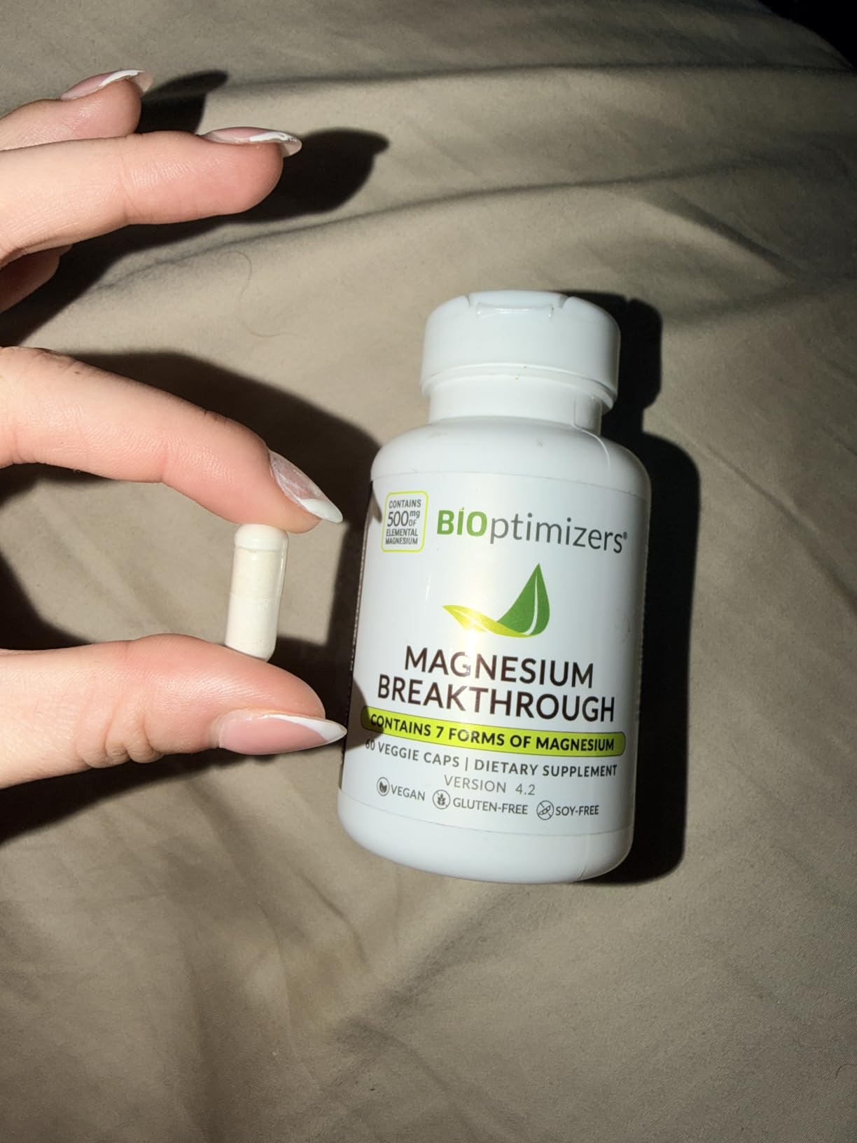 BIOptimizers Magnesium Breakthrough Supplement with 500mg - 7 Forms of Magnesium: Glycinate, Malate, Citrate, and More - Natural Support for Sleep and Cognitive Function - 30 Capsules customer photo 2