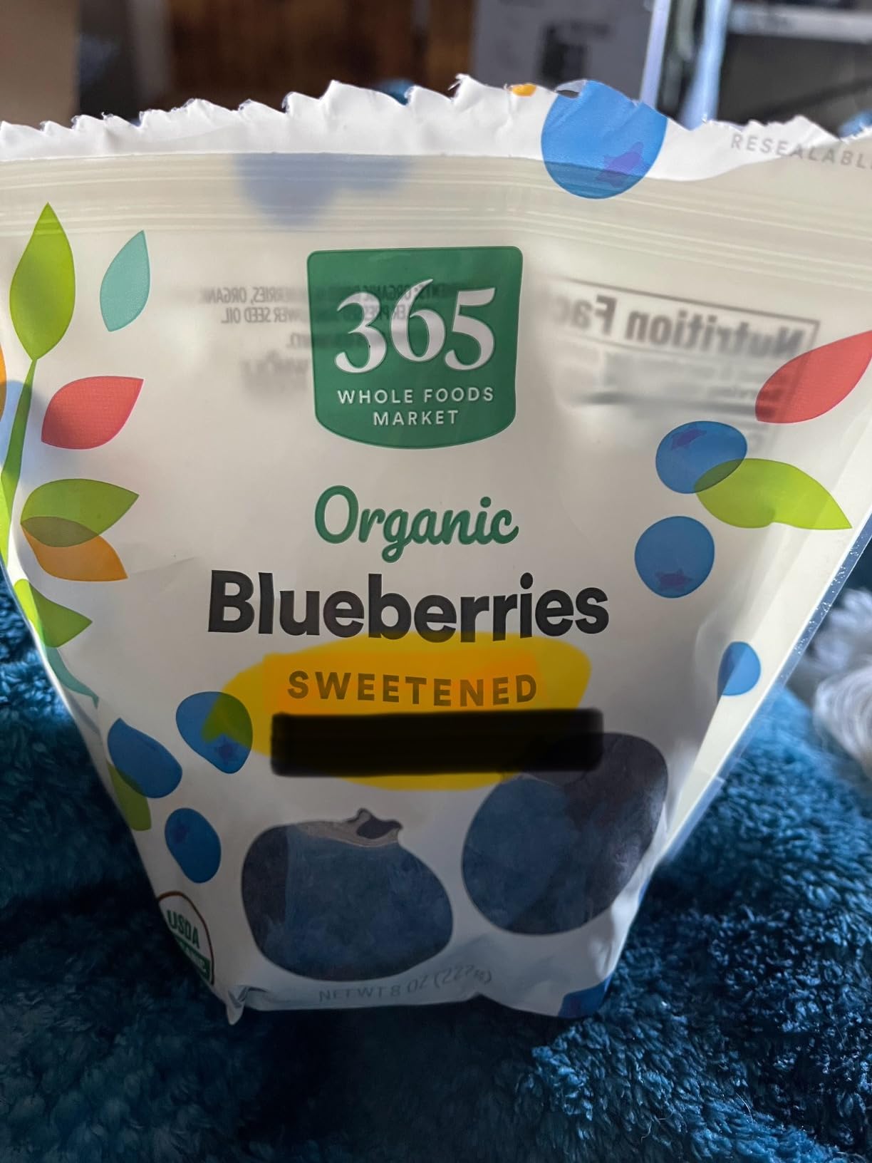 365 by Whole Foods Market, Organic Dried Blueberries, Sweetened, 8 Ounce customer photo 2