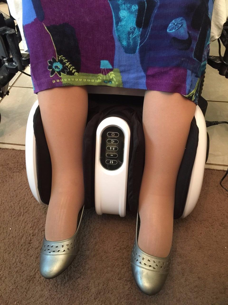 Cloud Massage Shiatsu Foot Massager with Heat - Deep Kneading & Compression, Adjustable Intensity, Multi-Mode Leg and Foot Massager with Remote Control customer photo 2