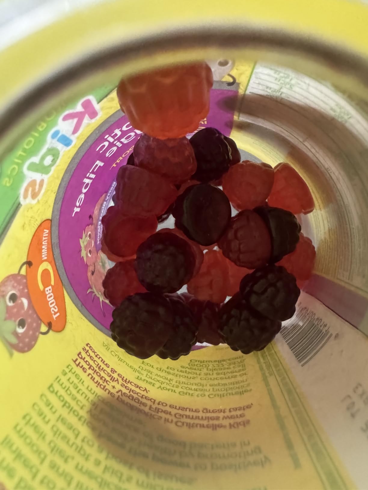 Culturelle Daily Probiotic For Kids + Veggie Fiber Gummies (Ages 3+) - 60 Count - Digestive Health & Immune Support - Berry Flavor with a Vitamin C Boost customer photo 1