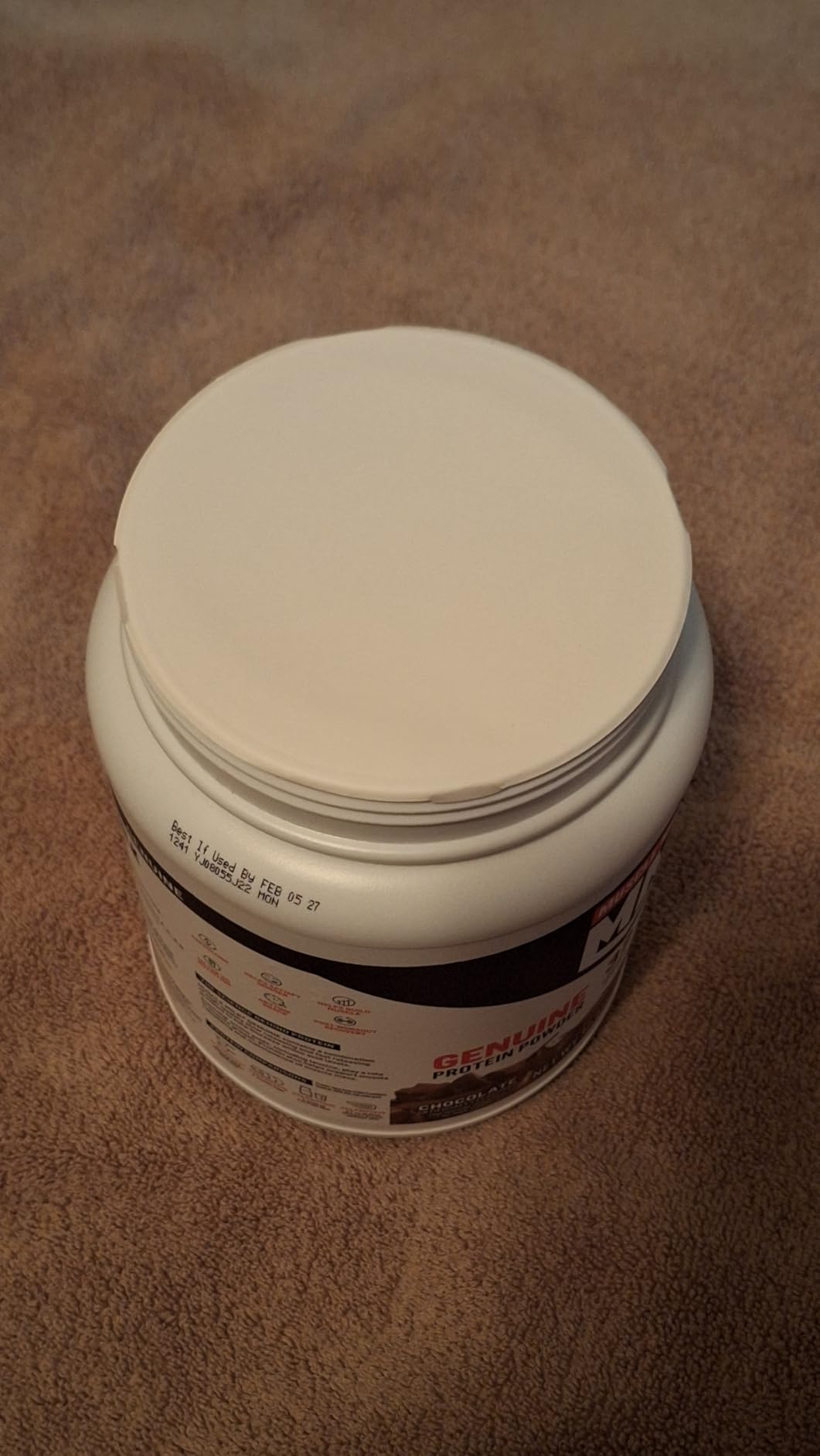 Muscle Milk Genuine Protein Powder, Chocolate, 1.93 Pounds, 13 Servings, 32g Protein, 2g Sugar, Calcium, Vitamins A, C & D, NSF Certified for Sport, Energizing Snack, Packaging May Vary customer photo 2