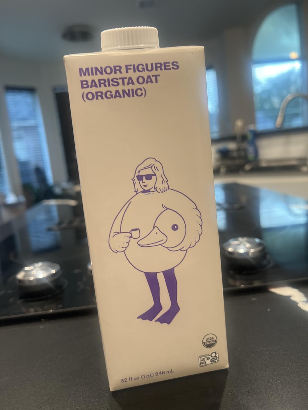 Minor Figures Organic Barista Oat Milk, Plant-Based, Gluten-Free, 32 fl oz, Shelf Stable, Non-GMO, Dairy-Free, No Sugar Added customer photo 1