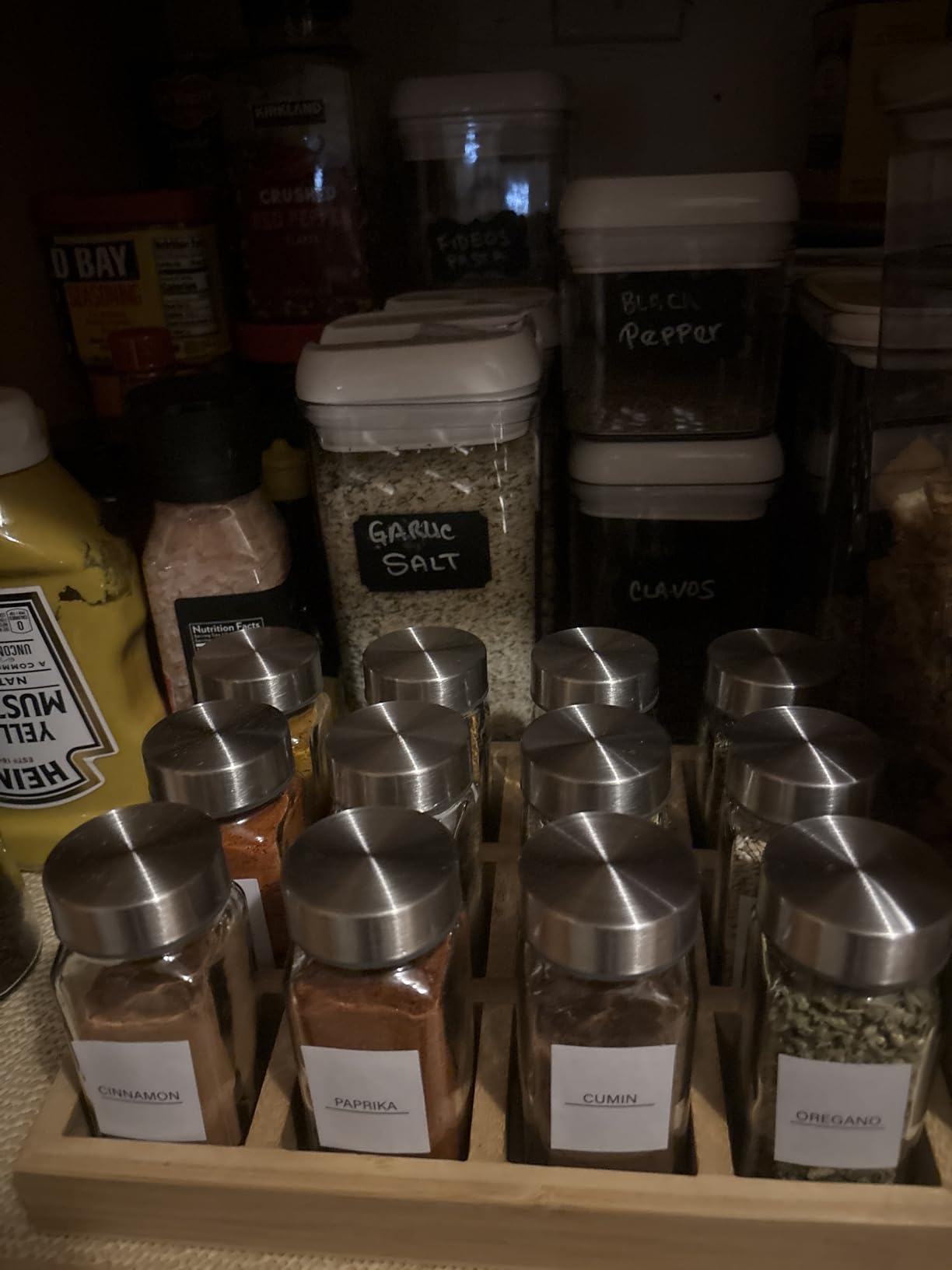 Deco haus Glass Spice Jars with Label 24 x 4oz [LABELS incl] Spice Containers with 280 Labels, Shaker Lids, Funnel & Chalk Marker customer photo 2