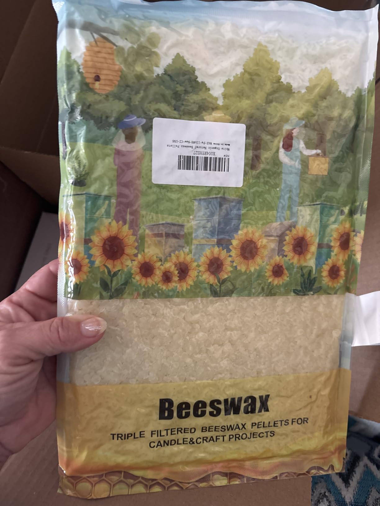 CARGEN Yellow Beeswax Pellets- 430g (0.95lb) Beeswax Pellets Triple-Filtered Natural Bees Wax Cosmetic Grade Bee Wax for DIY Candles Skin Care Lip Balm Soap customer photo 1