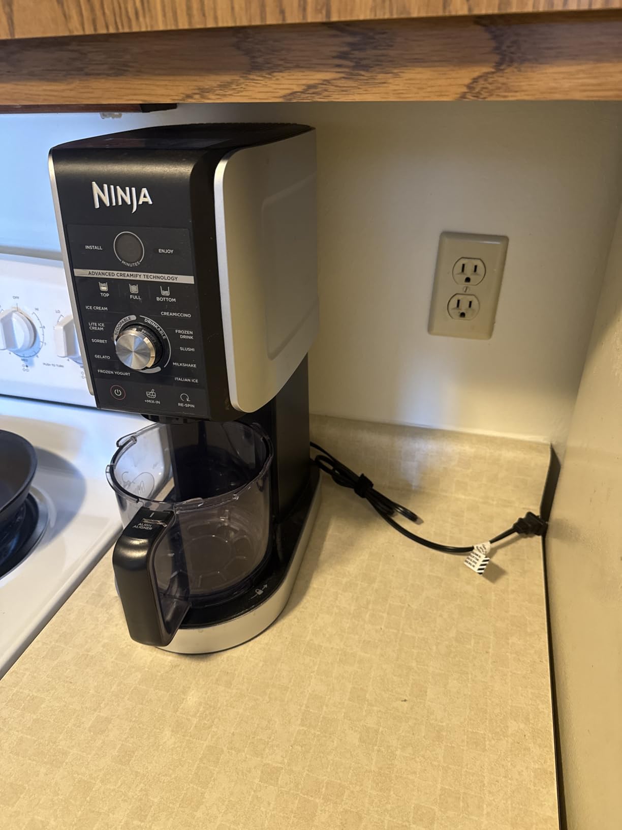 Ninja CREAMi Deluxe Ice Cream Maker | 11-in-1 Create Frozen Desserts, Sorbet, Milkshakes, Yogurt & More | Includes 2 Dishwasher Safe XL 24 Oz. Tubs with storage lids | Silver | NC501 customer photo 1