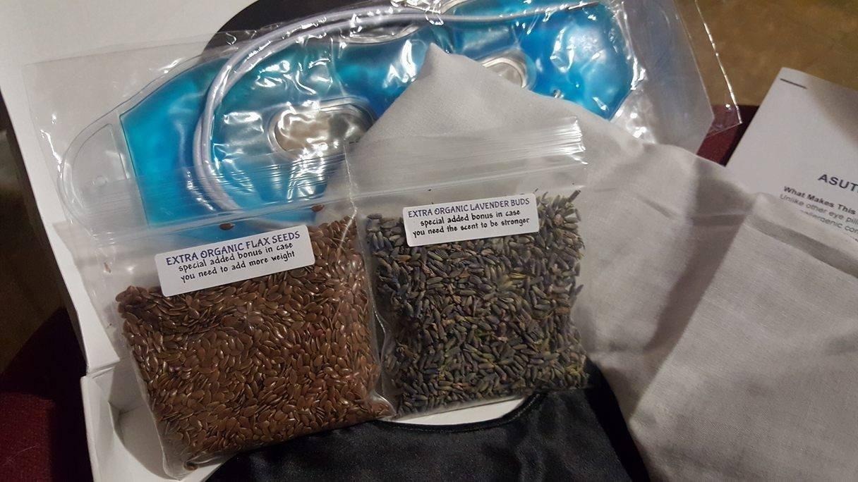 ASUTRA Silk Eye Pillow for Sleep, Purple - Filled w/Lavender Buds & Flax Seeds, Weighted Eye Mask, Meditation & Light Blocking Blindfold, Cooling Gel Mask Included customer photo 2